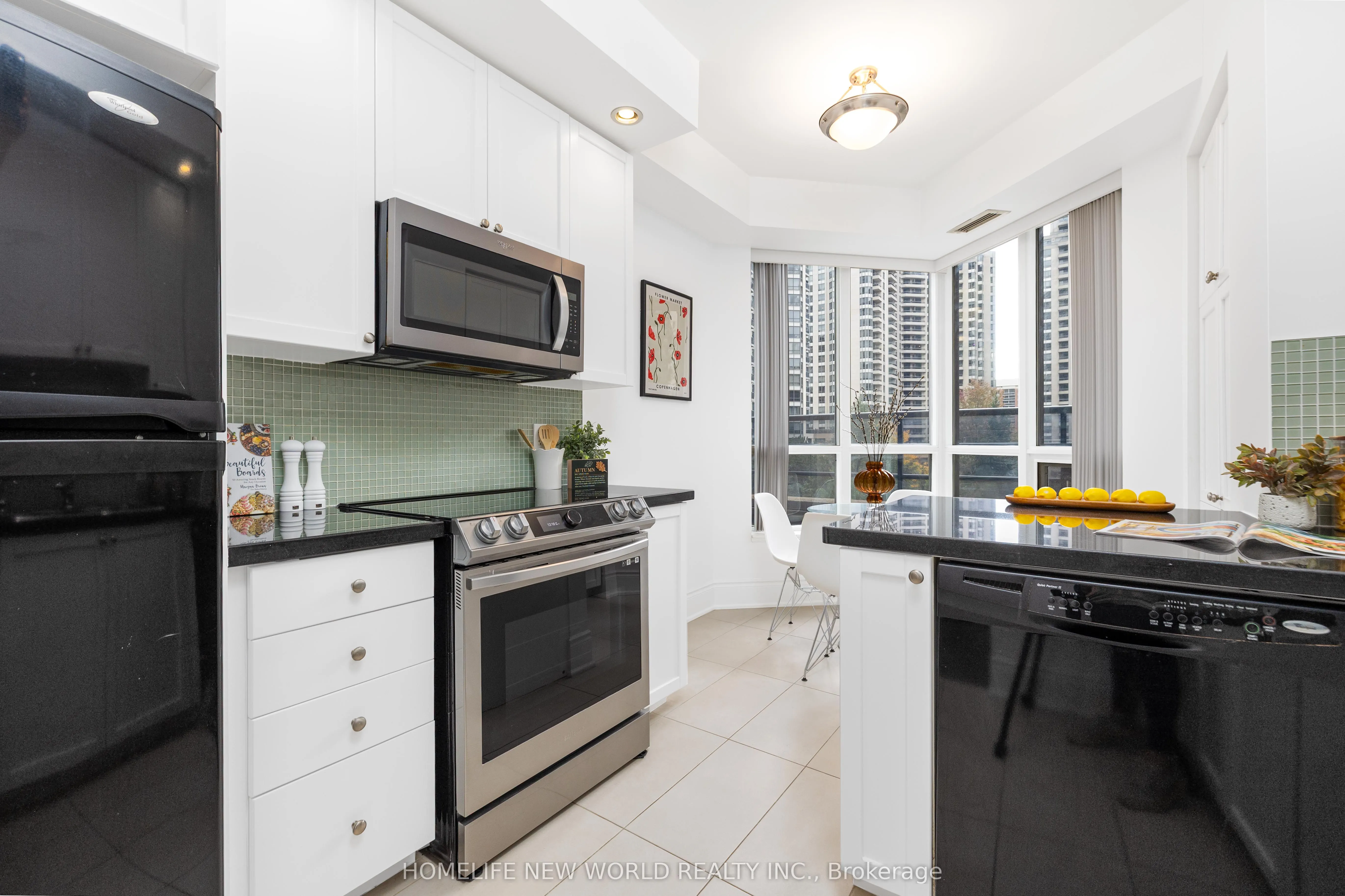 500 Doris Avenue, #323