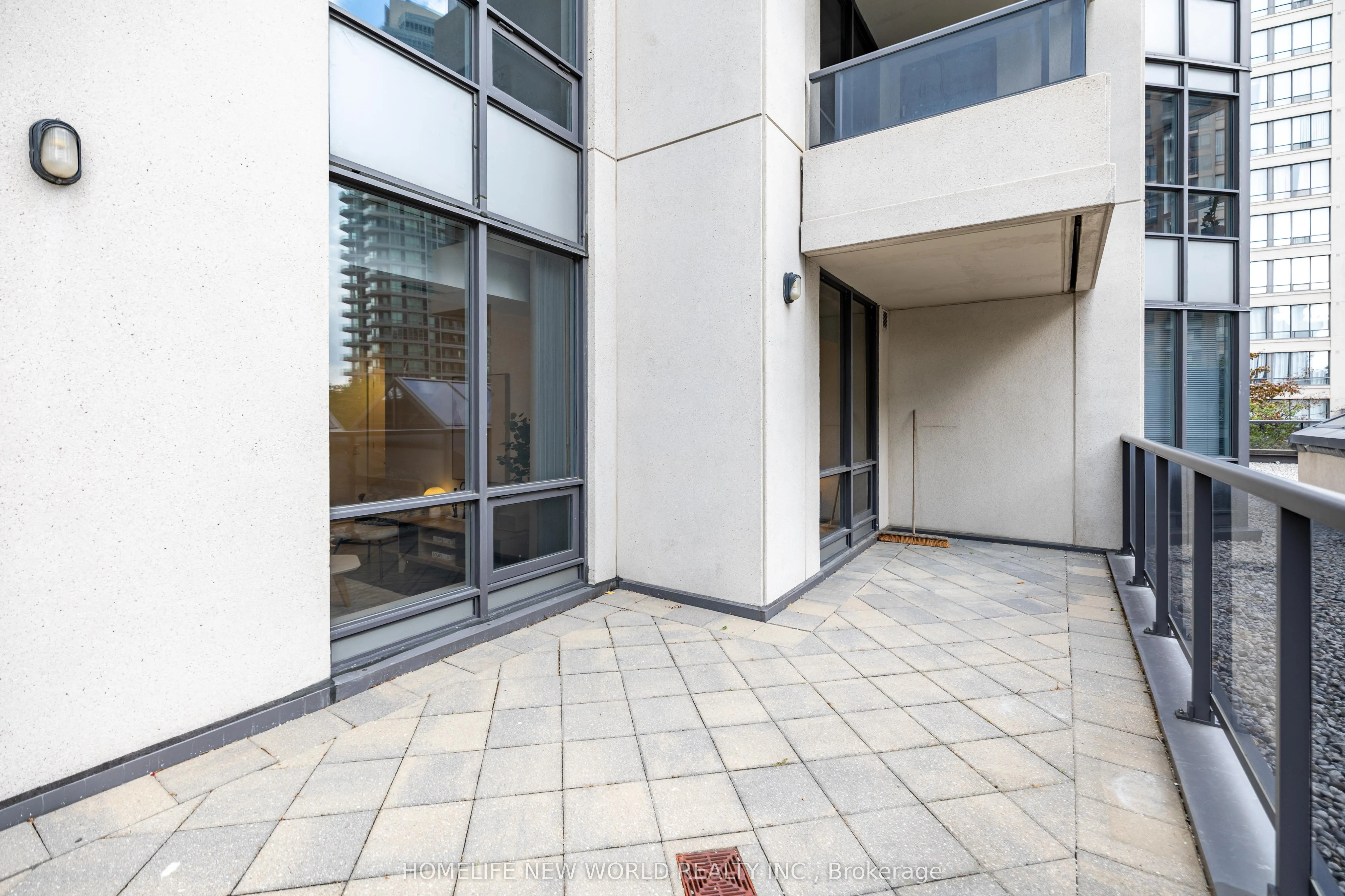 500 Doris Avenue, #323