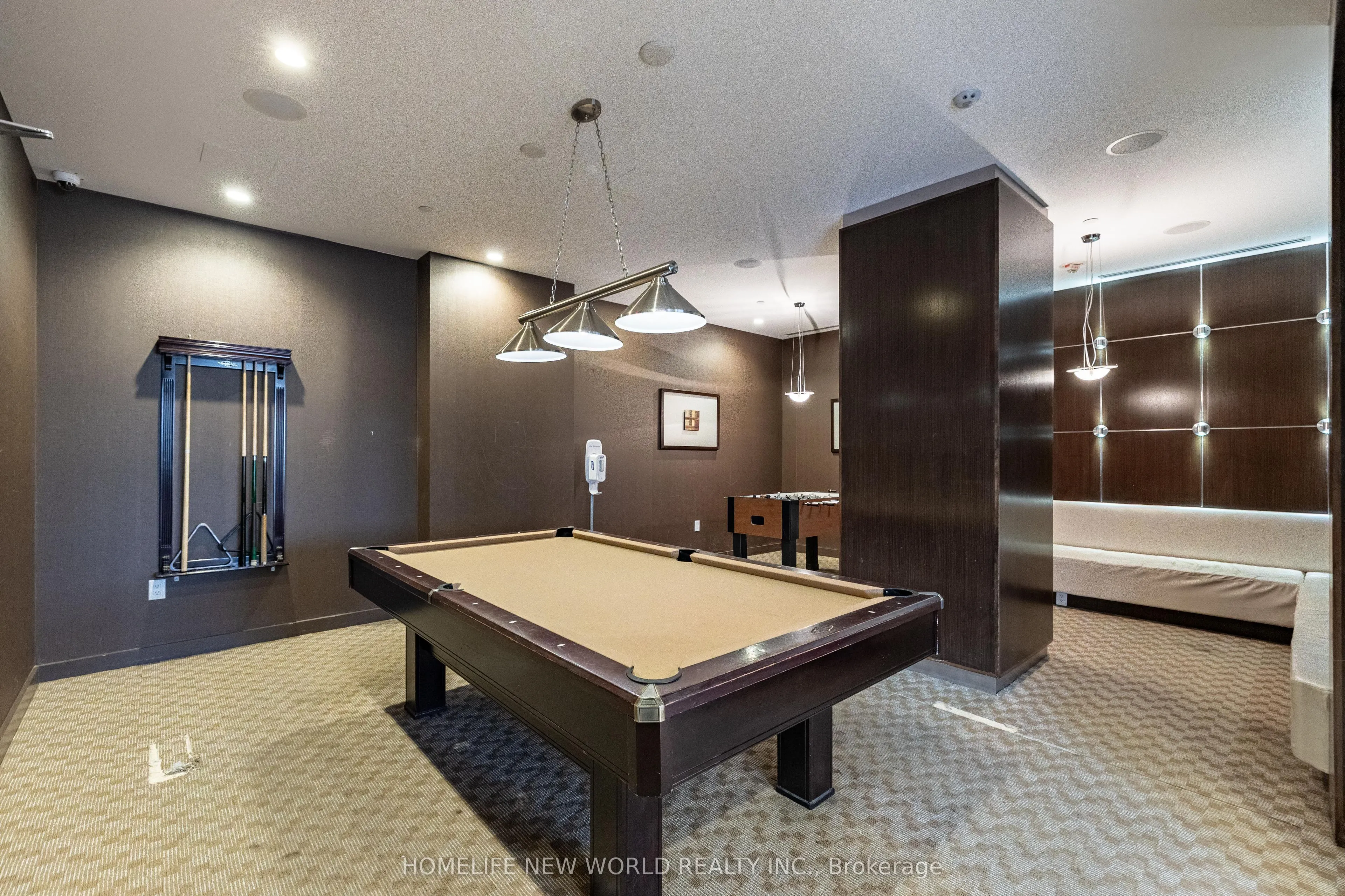 500 Doris Avenue, #323