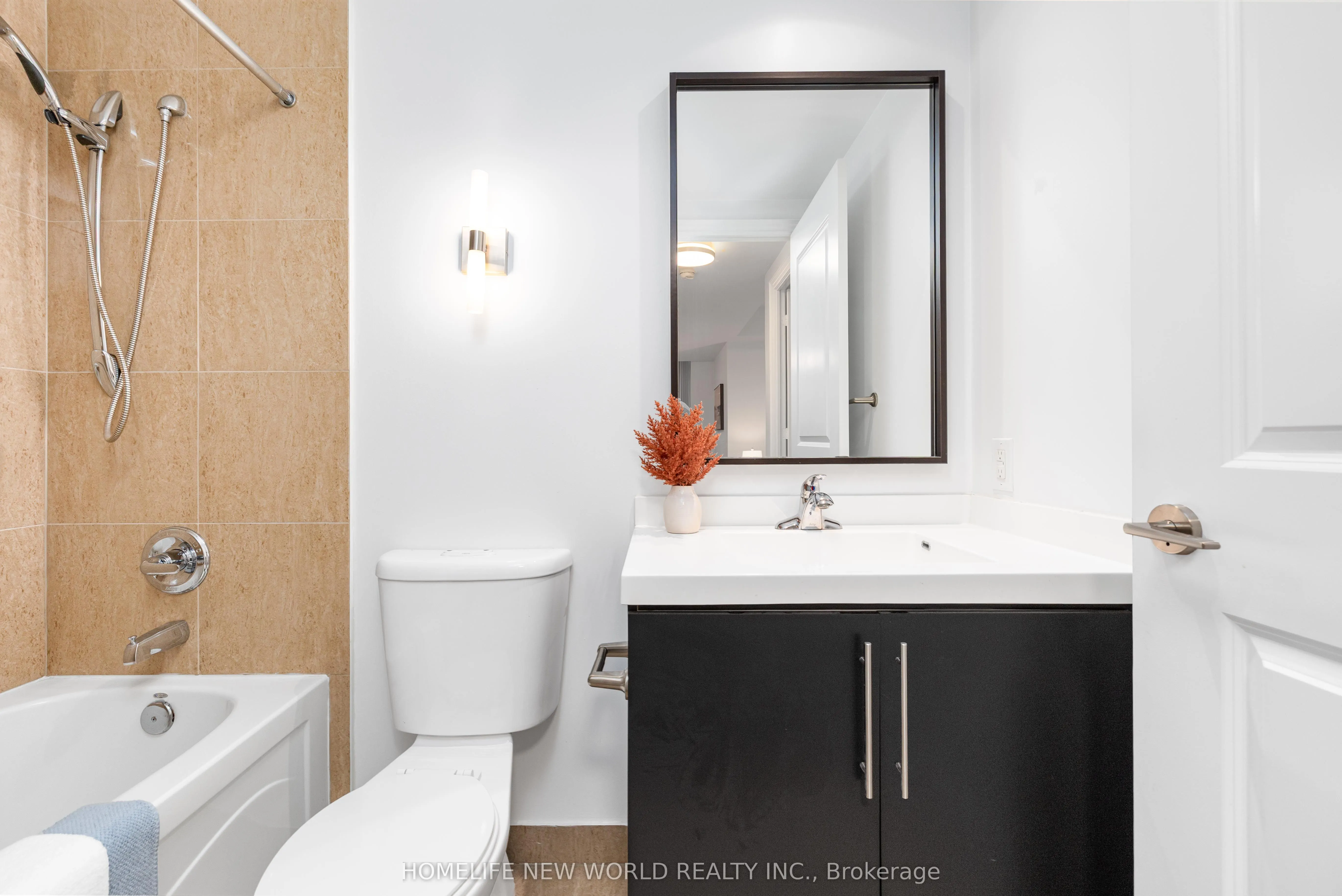 500 Doris Avenue, #323