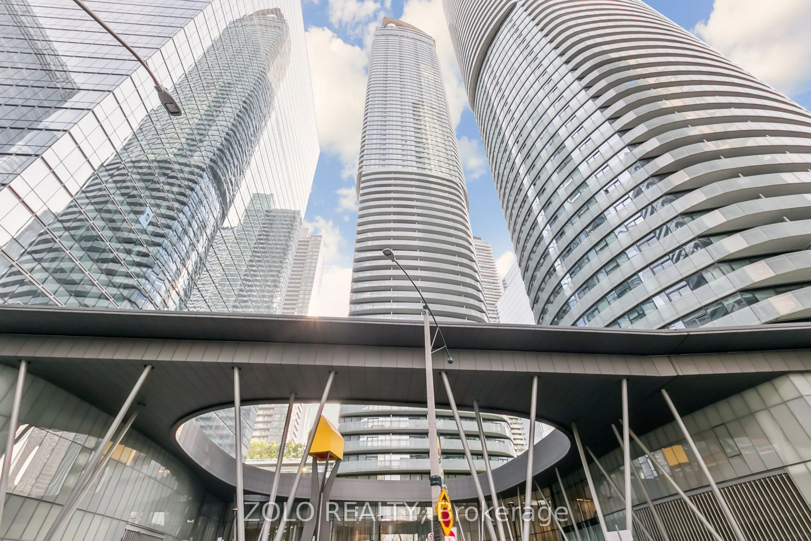 14 York Street, #3410