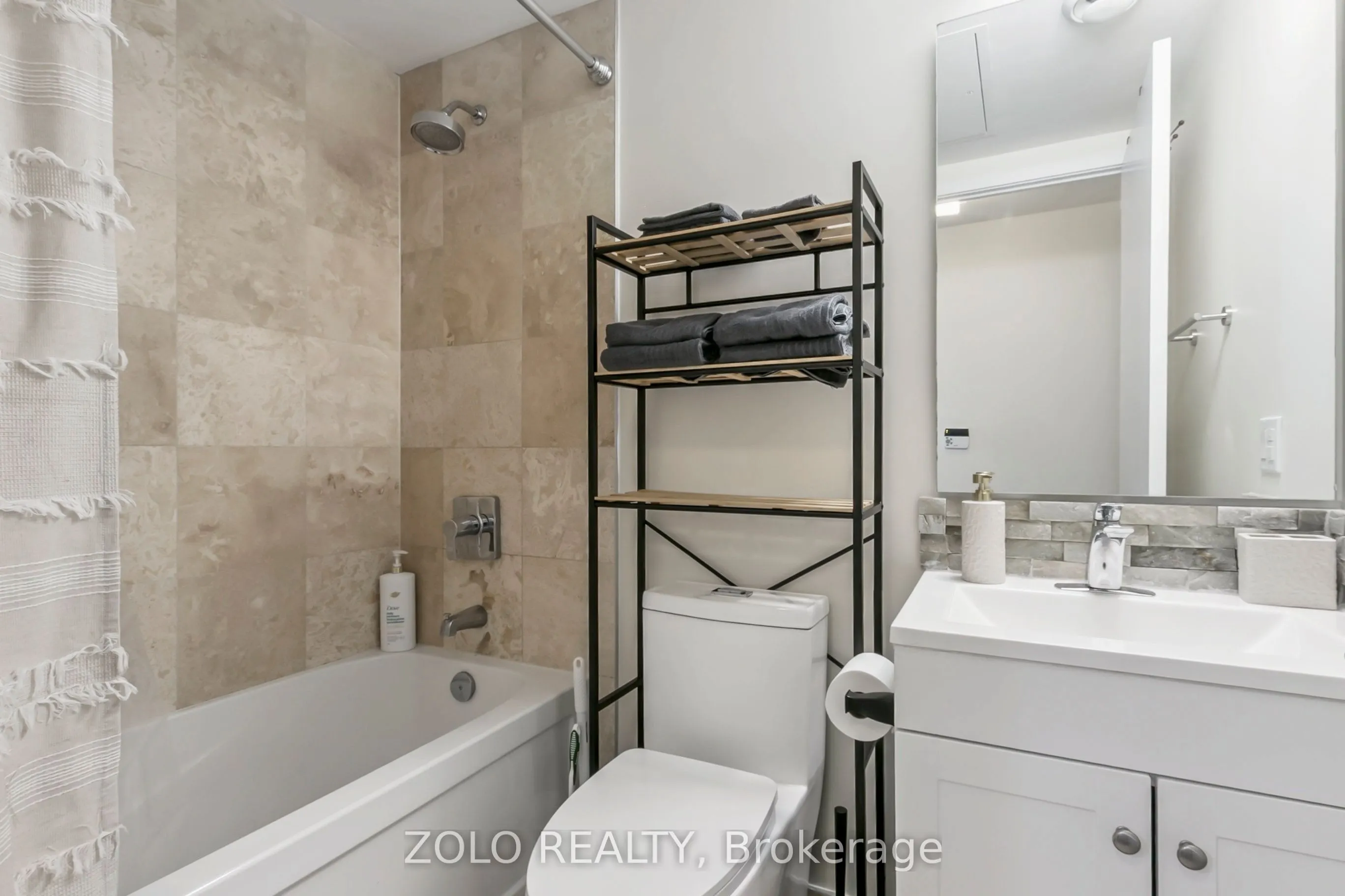 14 York Street, #3410