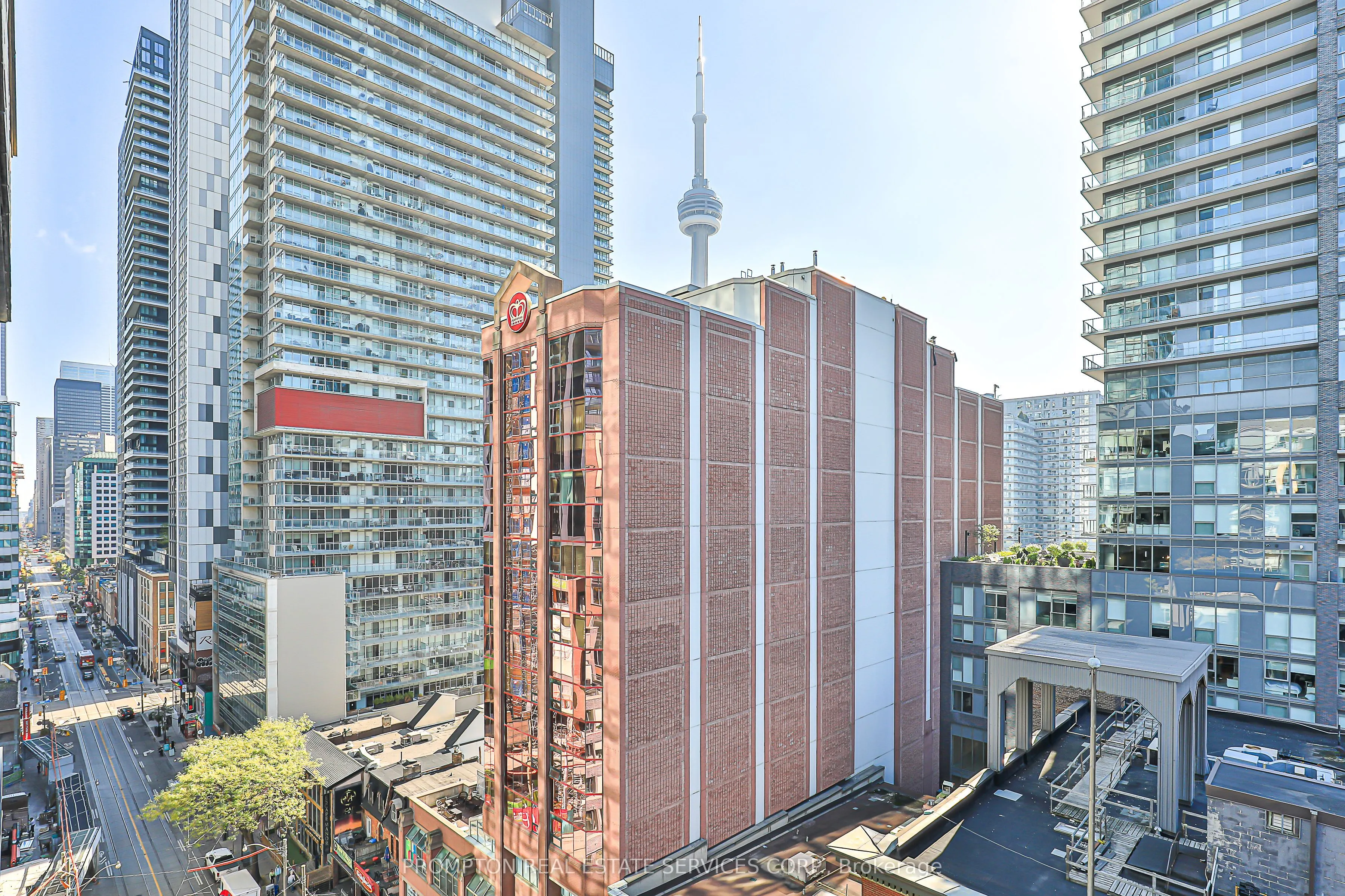 438 King Street W, #1216