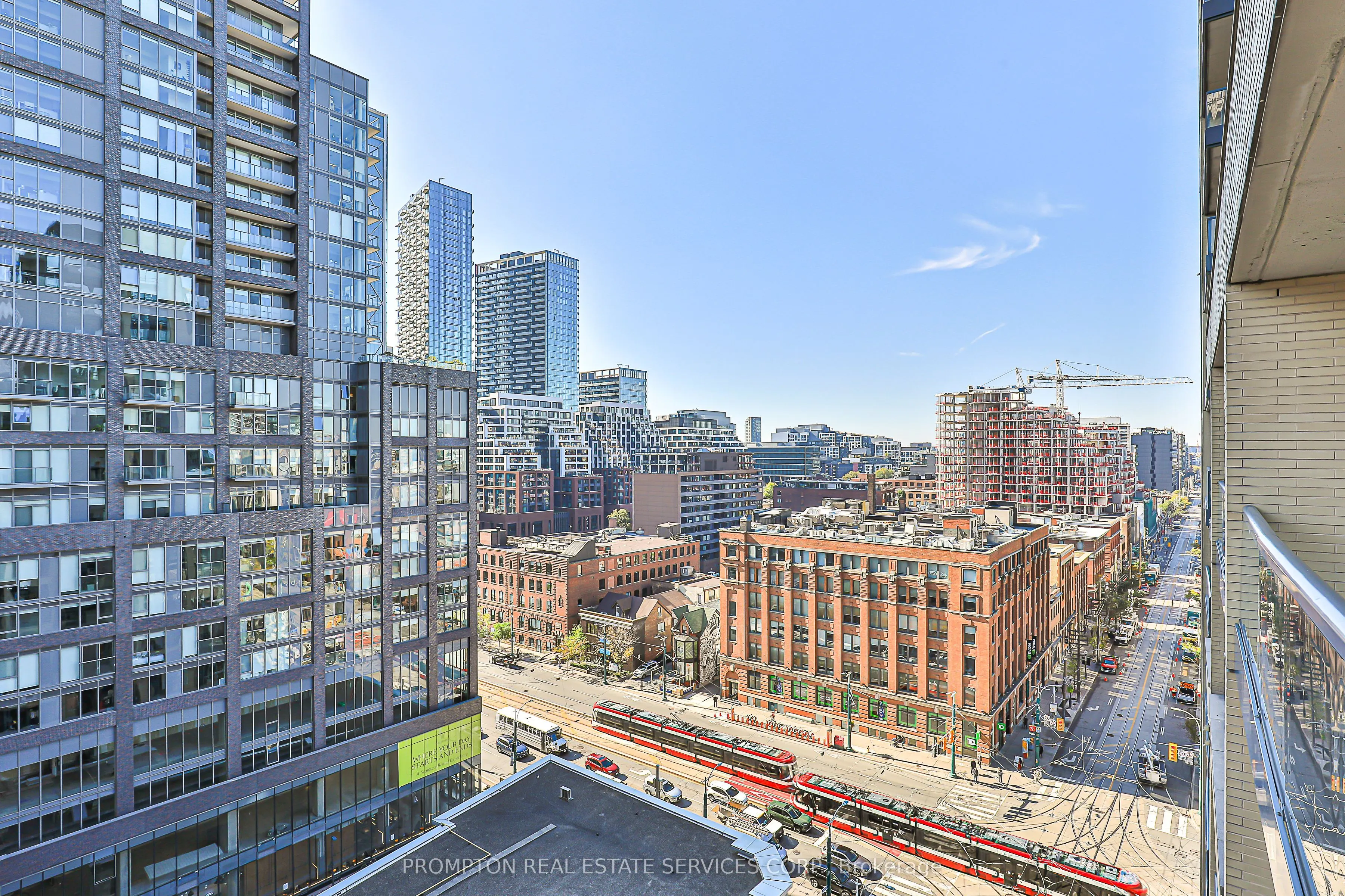 438 King Street W, #1216