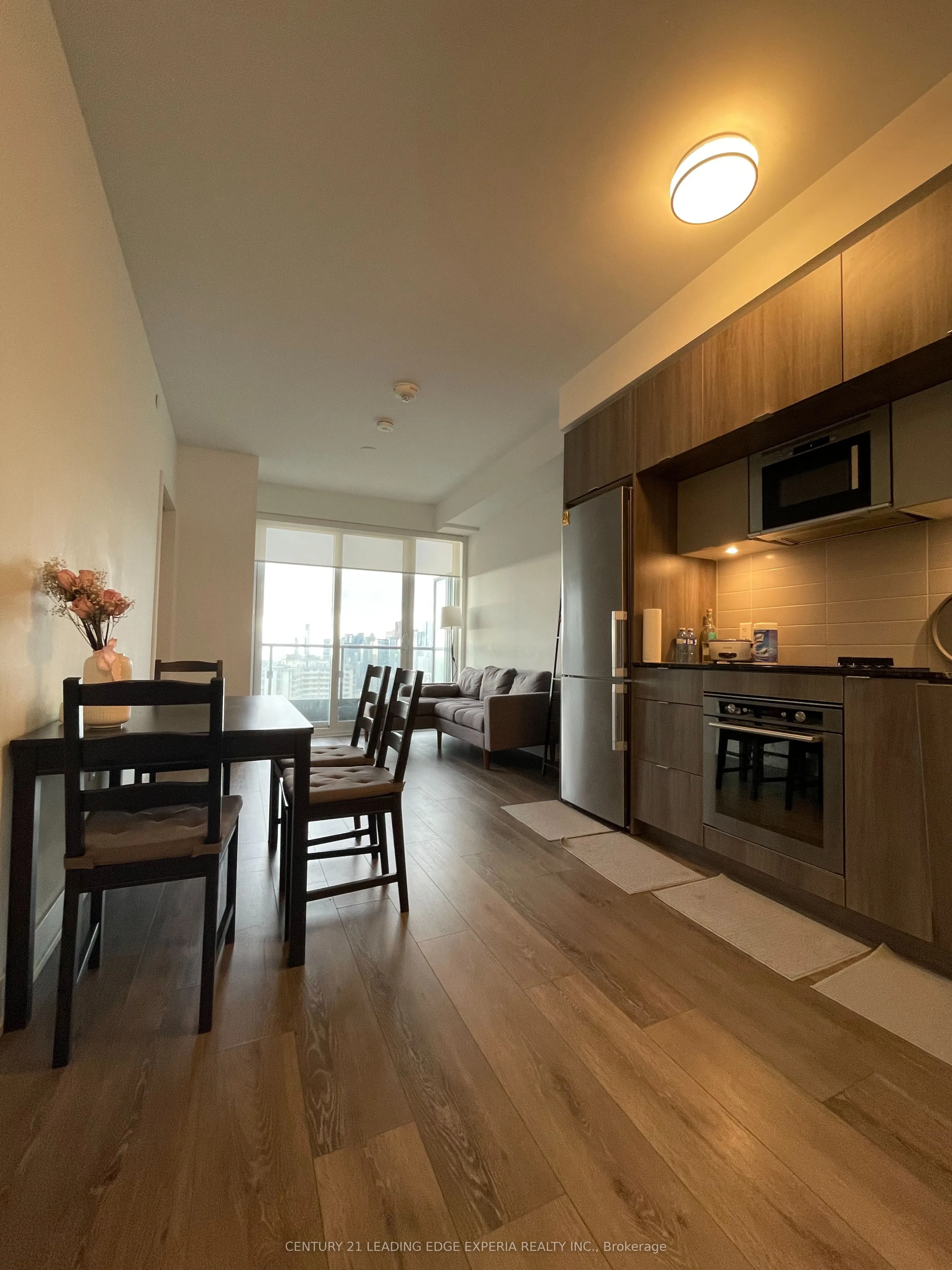 585 Bloor Street E, #20