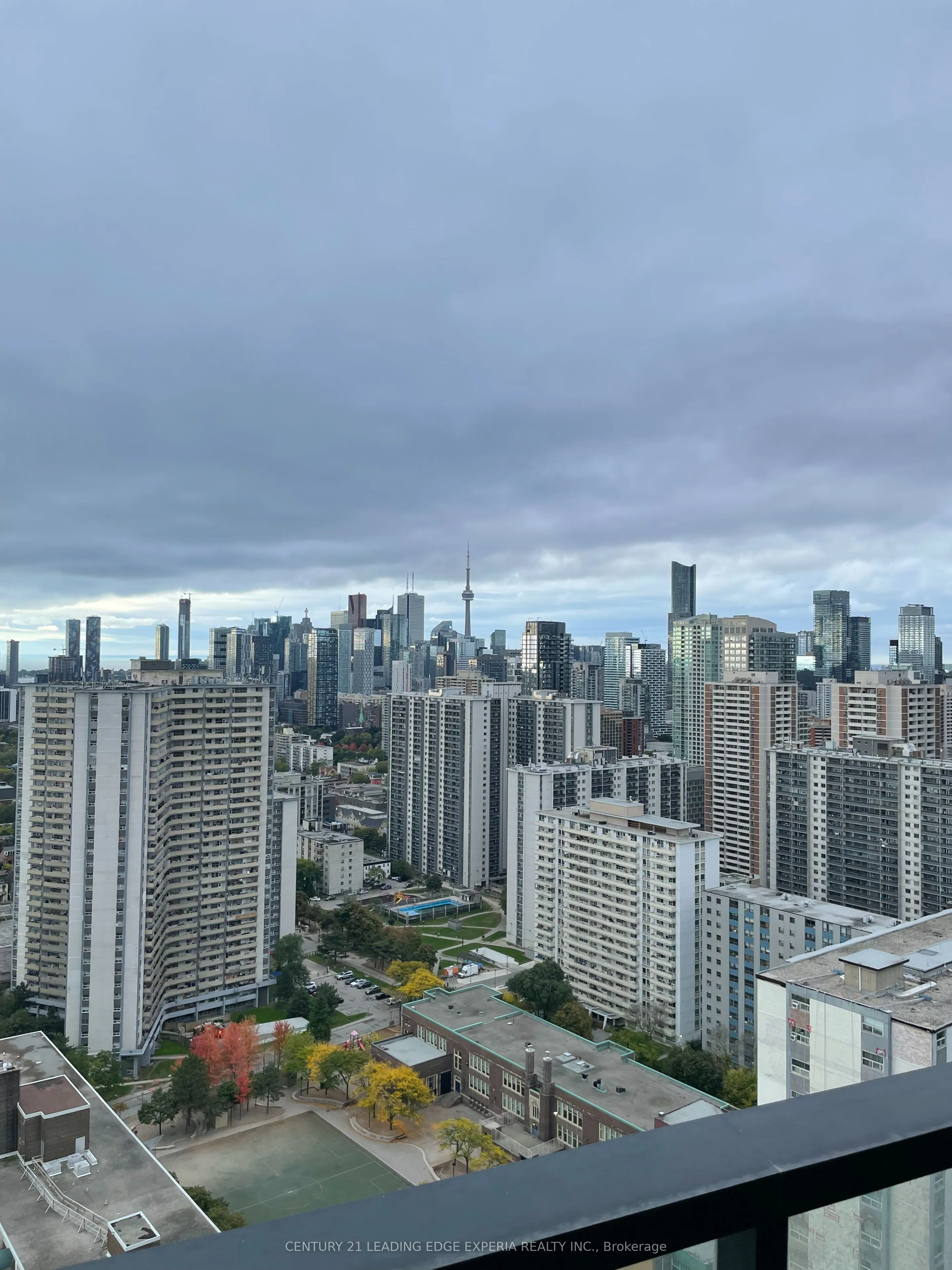 585 Bloor Street E, #20
