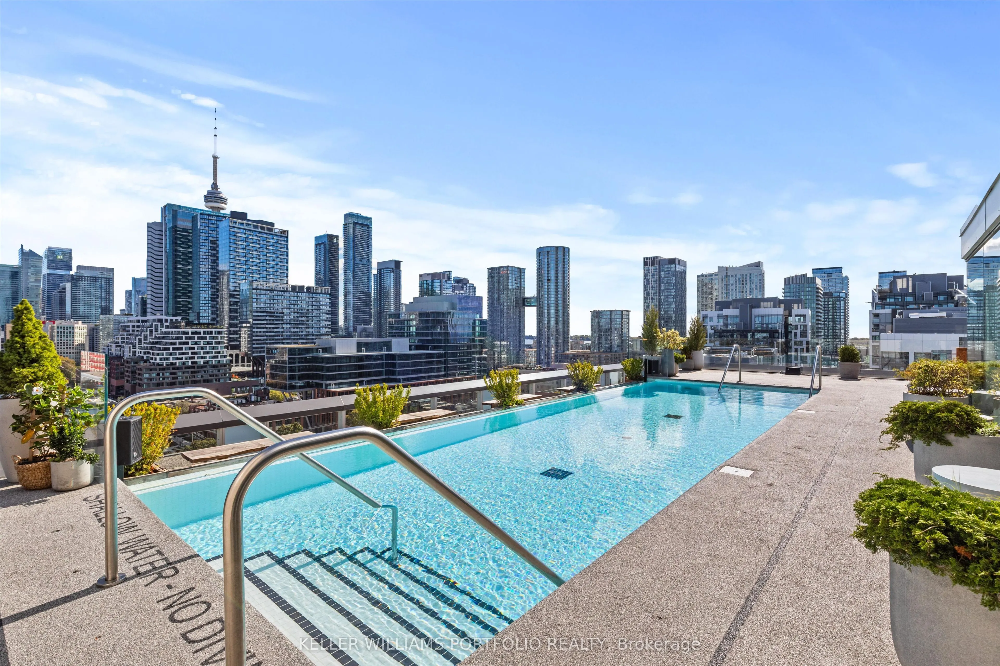 55 Stewart Street, #930