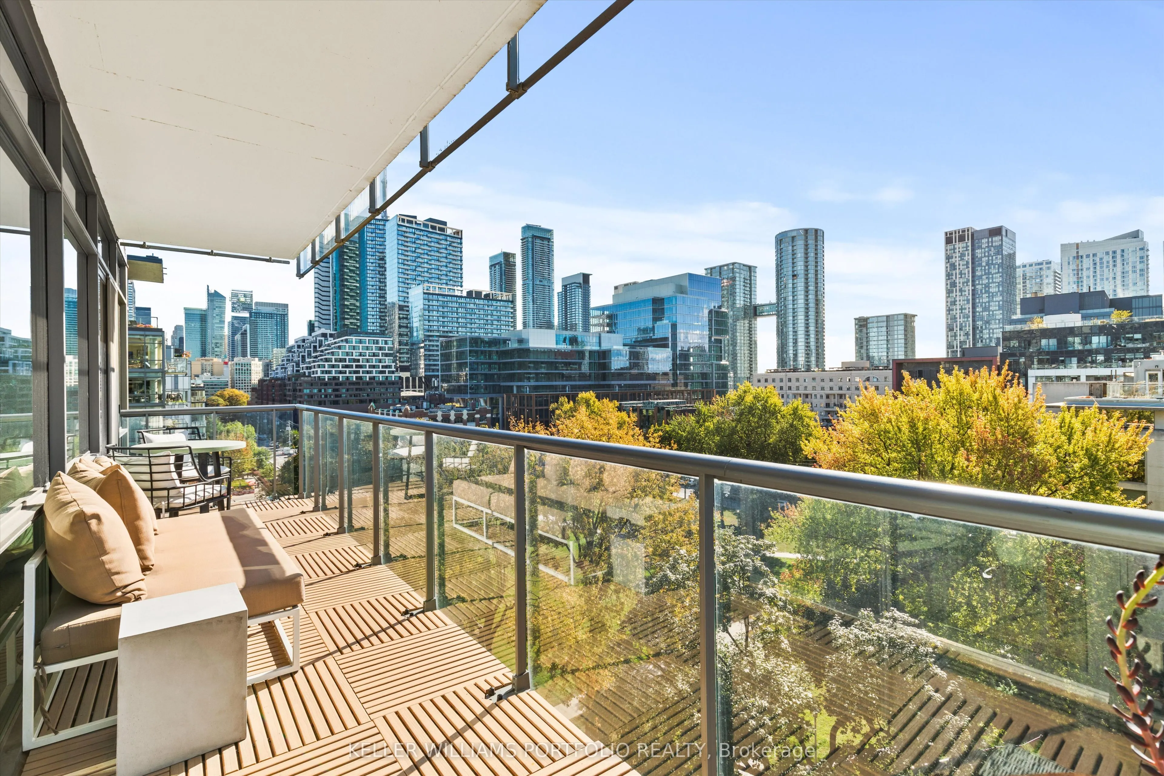55 Stewart Street, #930