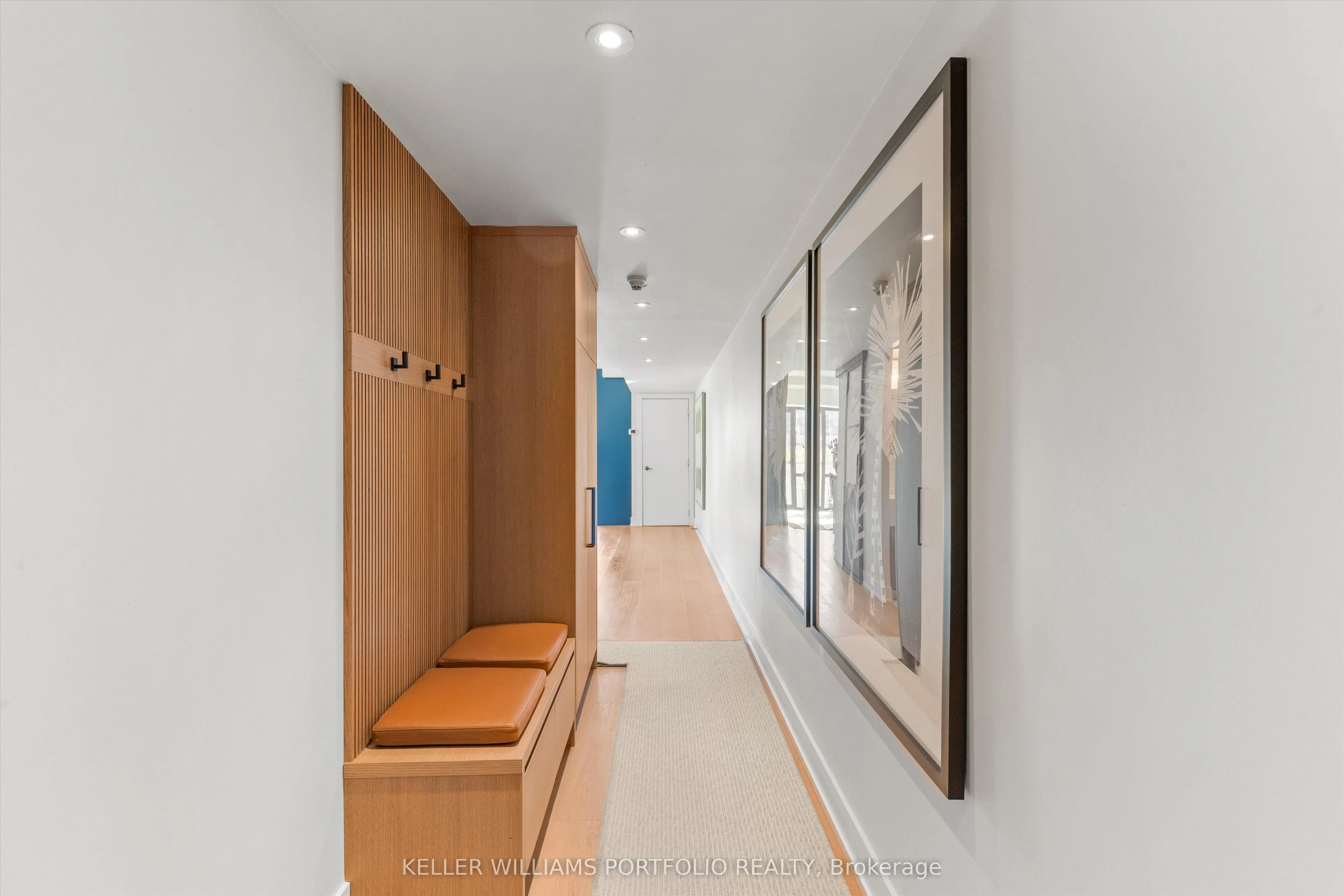 55 Stewart Street, #930