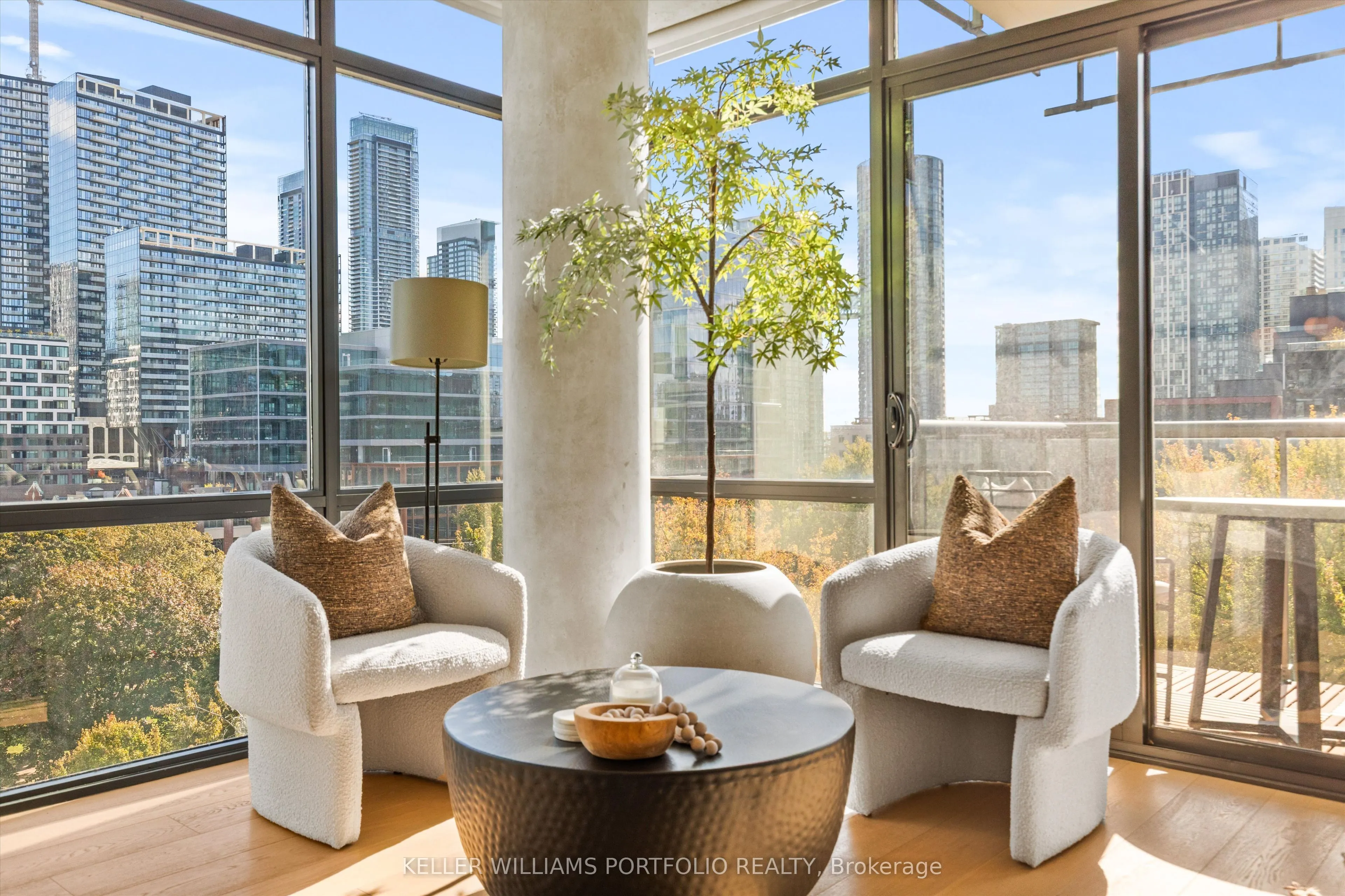 55 Stewart Street, #930