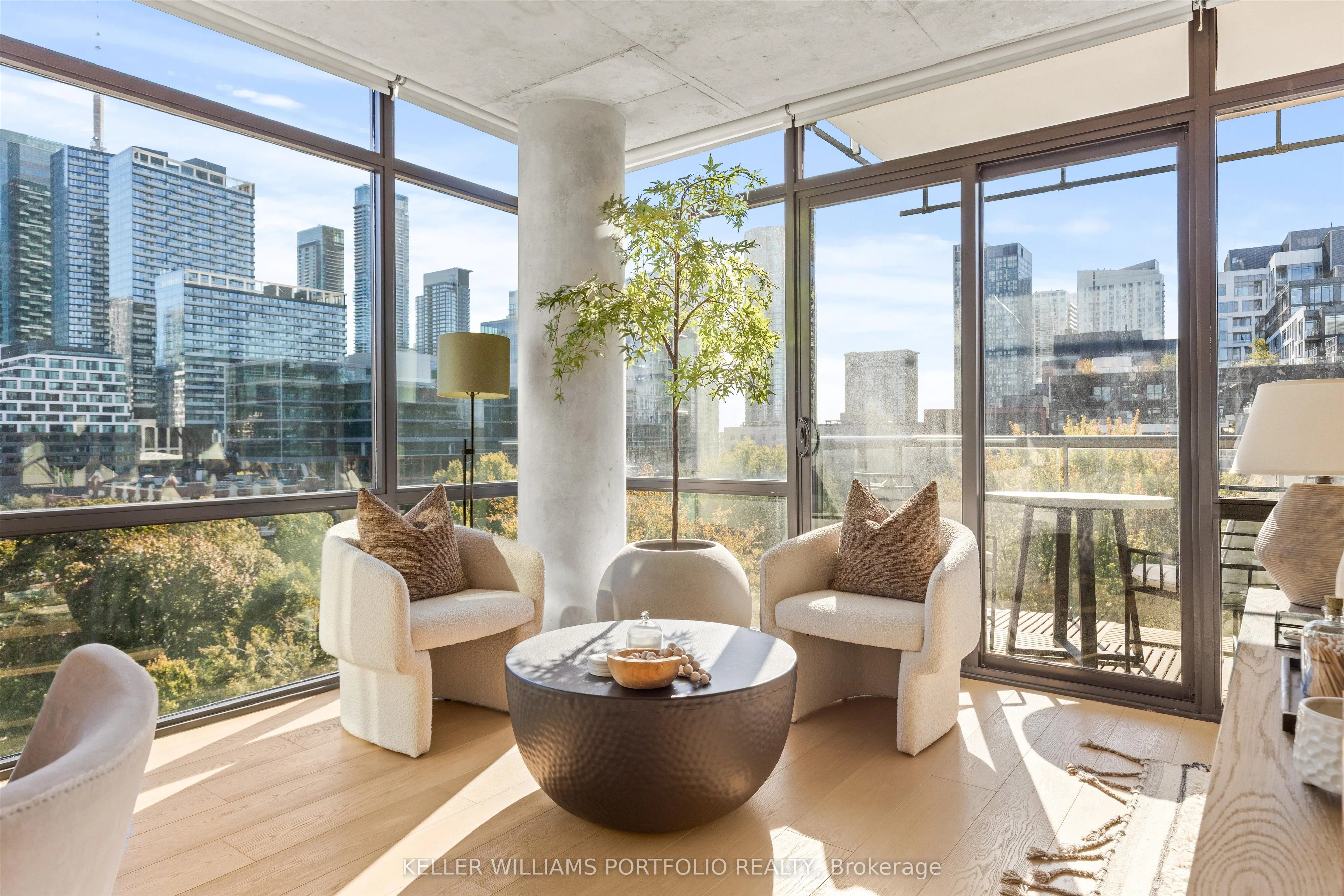 55 Stewart Street, #930