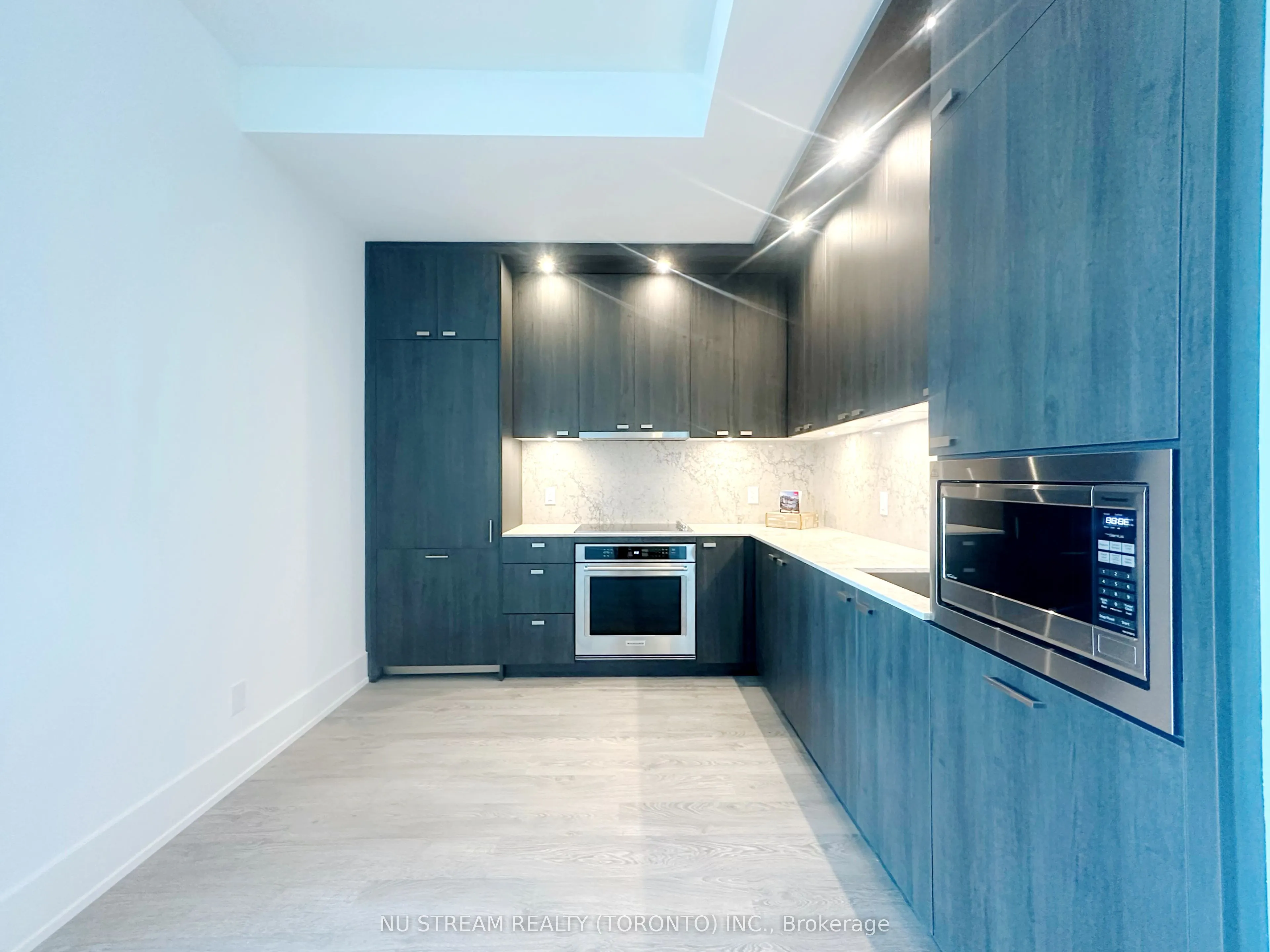 115 Denison Avenue, #706