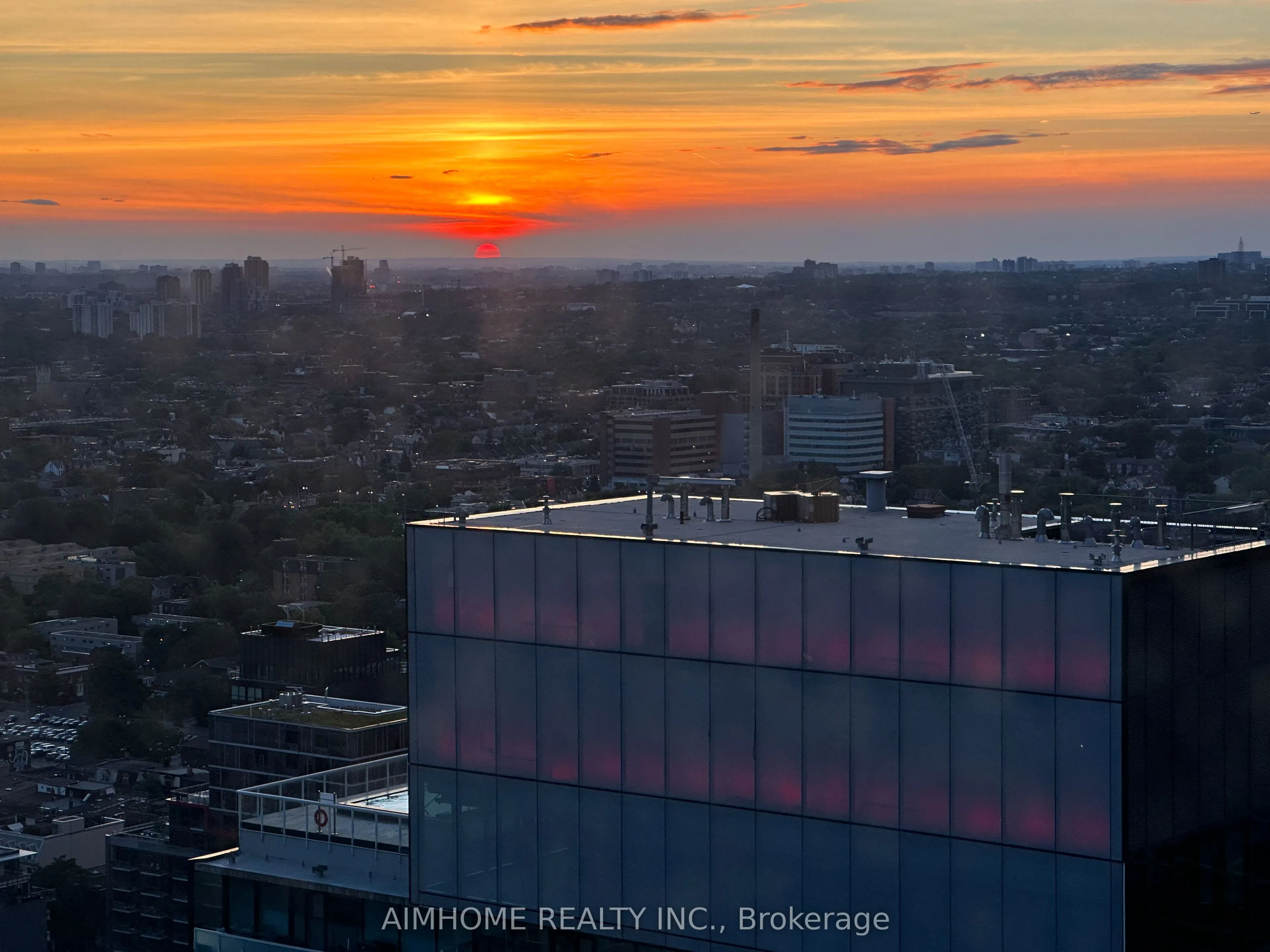 357 King Street W, #3802