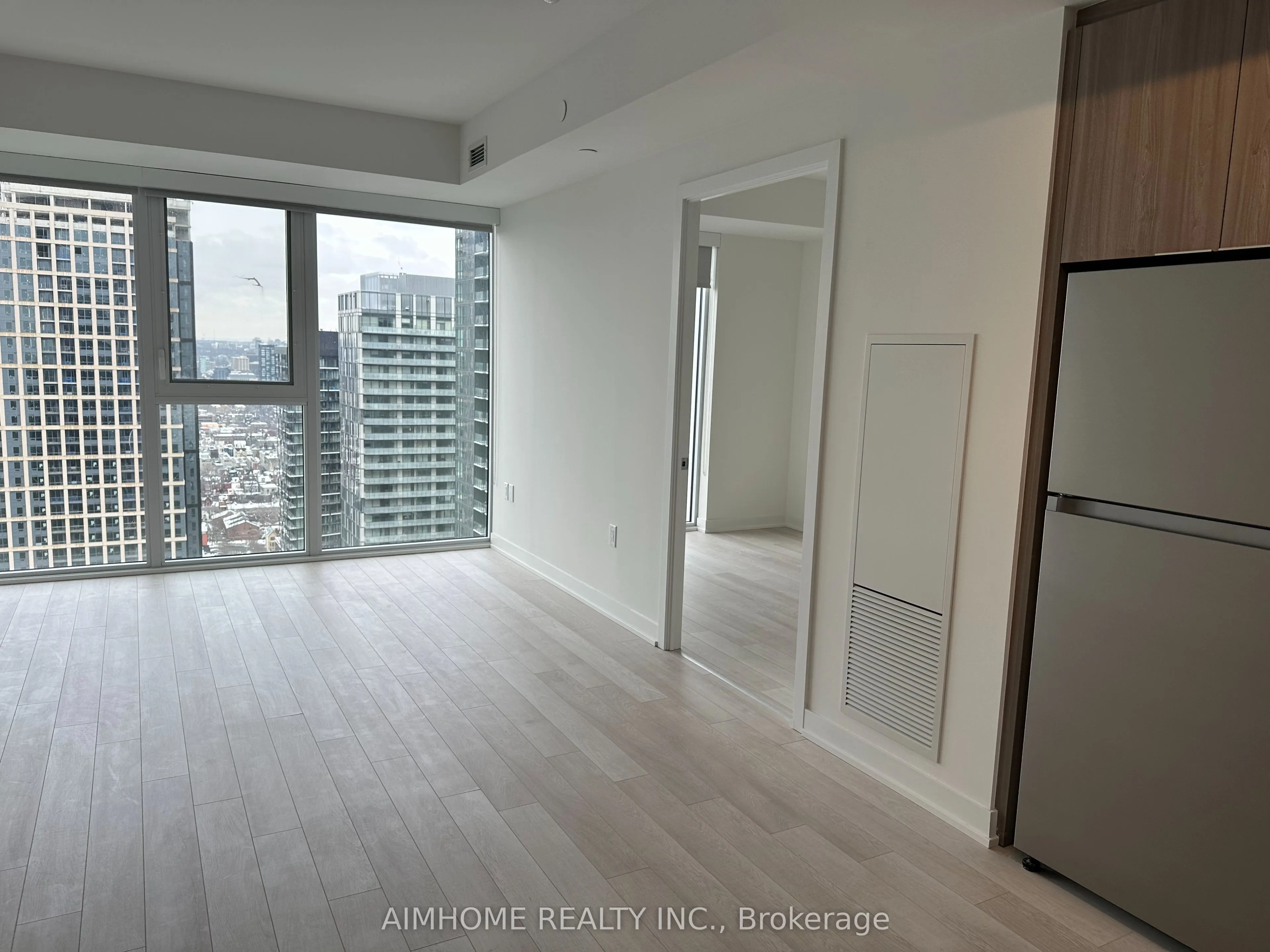 357 King Street W, #3802