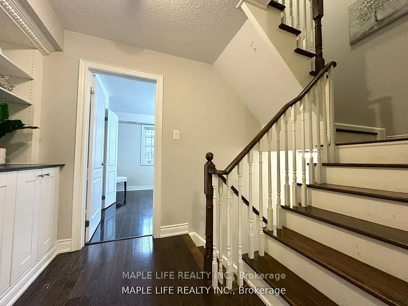 5 Hayes Lane