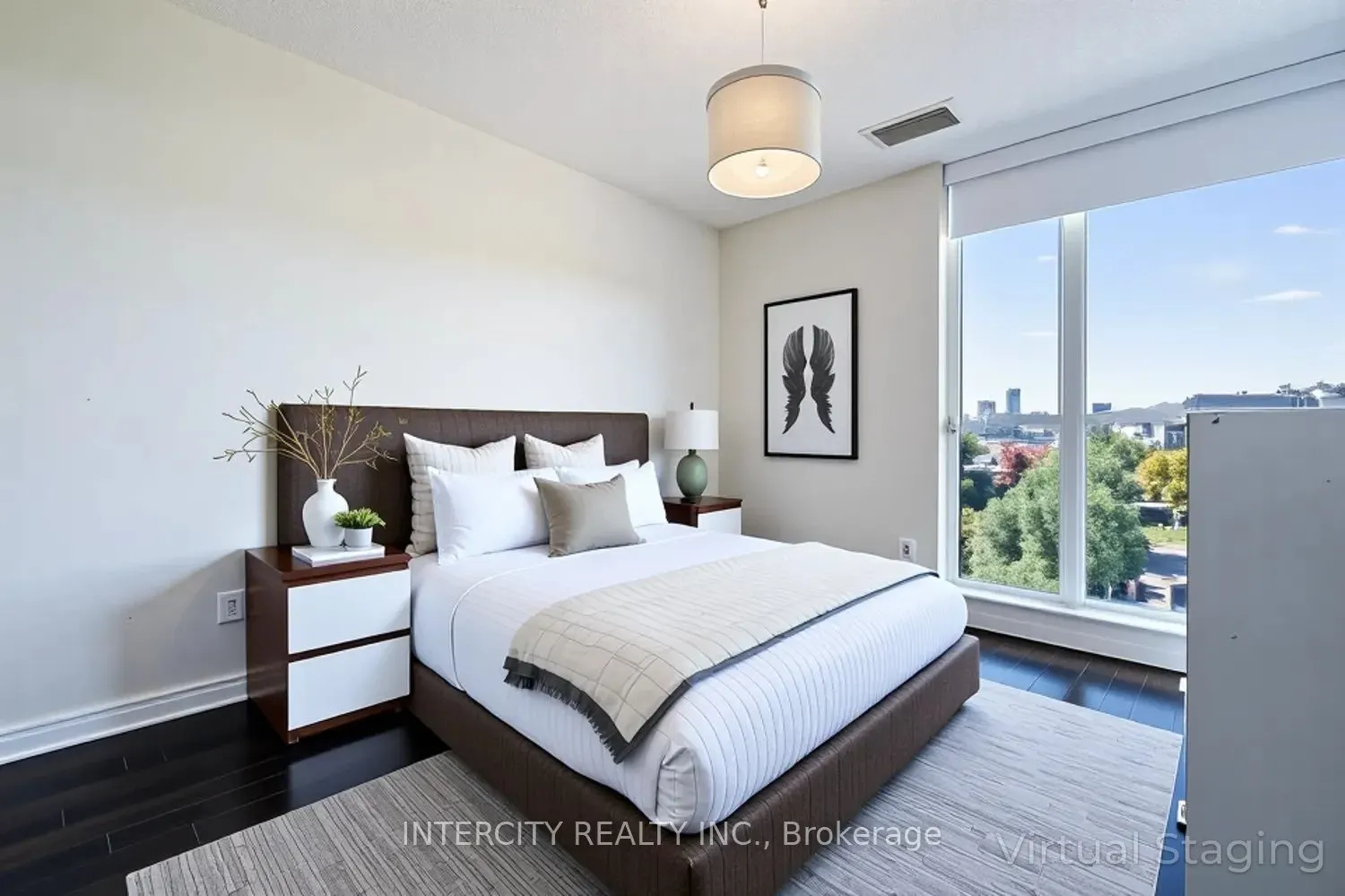 2885 Bayview Avenue, #525