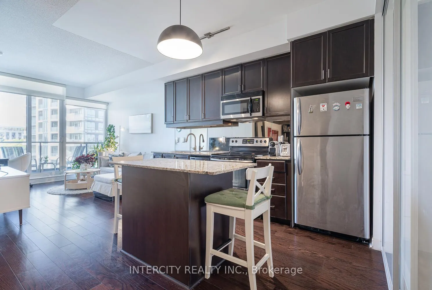 2885 Bayview Avenue, #525