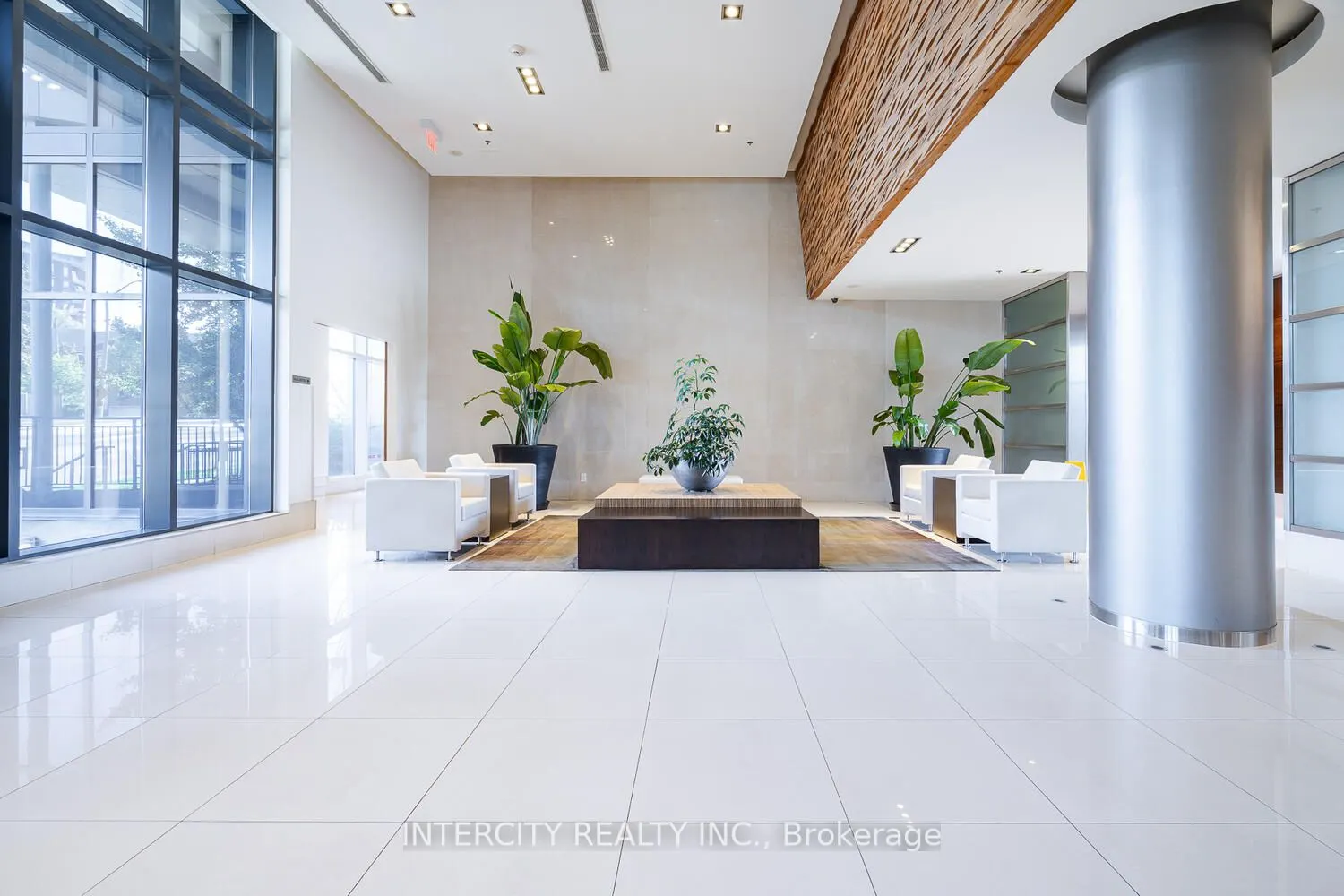 2885 Bayview Avenue, #525