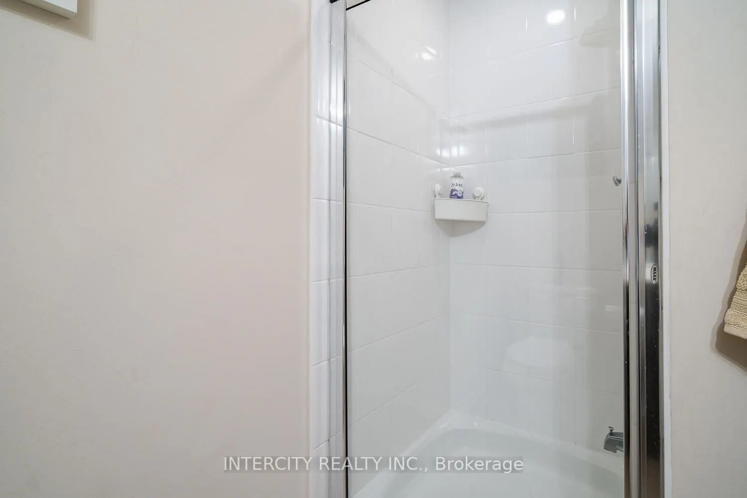 2885 Bayview Avenue, #525