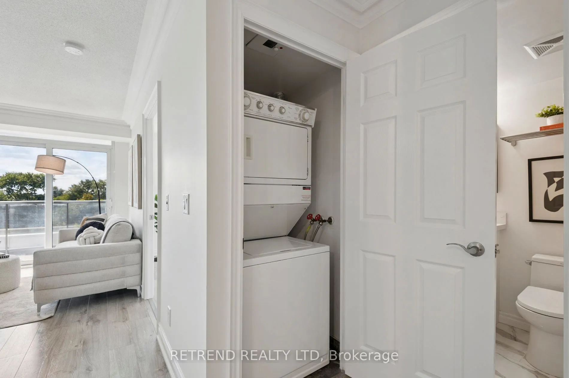15 Greenview Avenue, #411