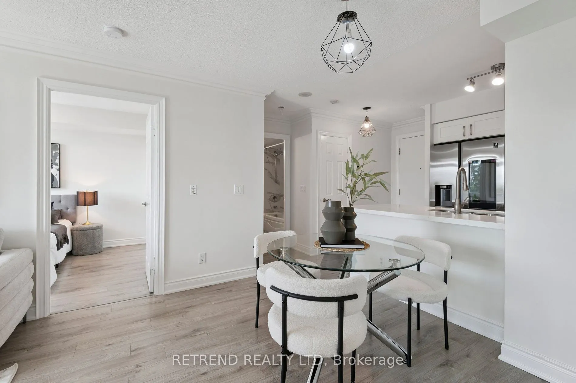 15 Greenview Avenue, #411