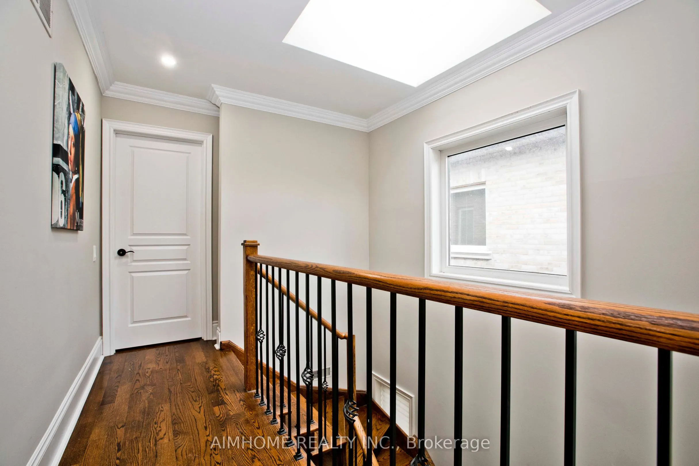 401 Longmore Street