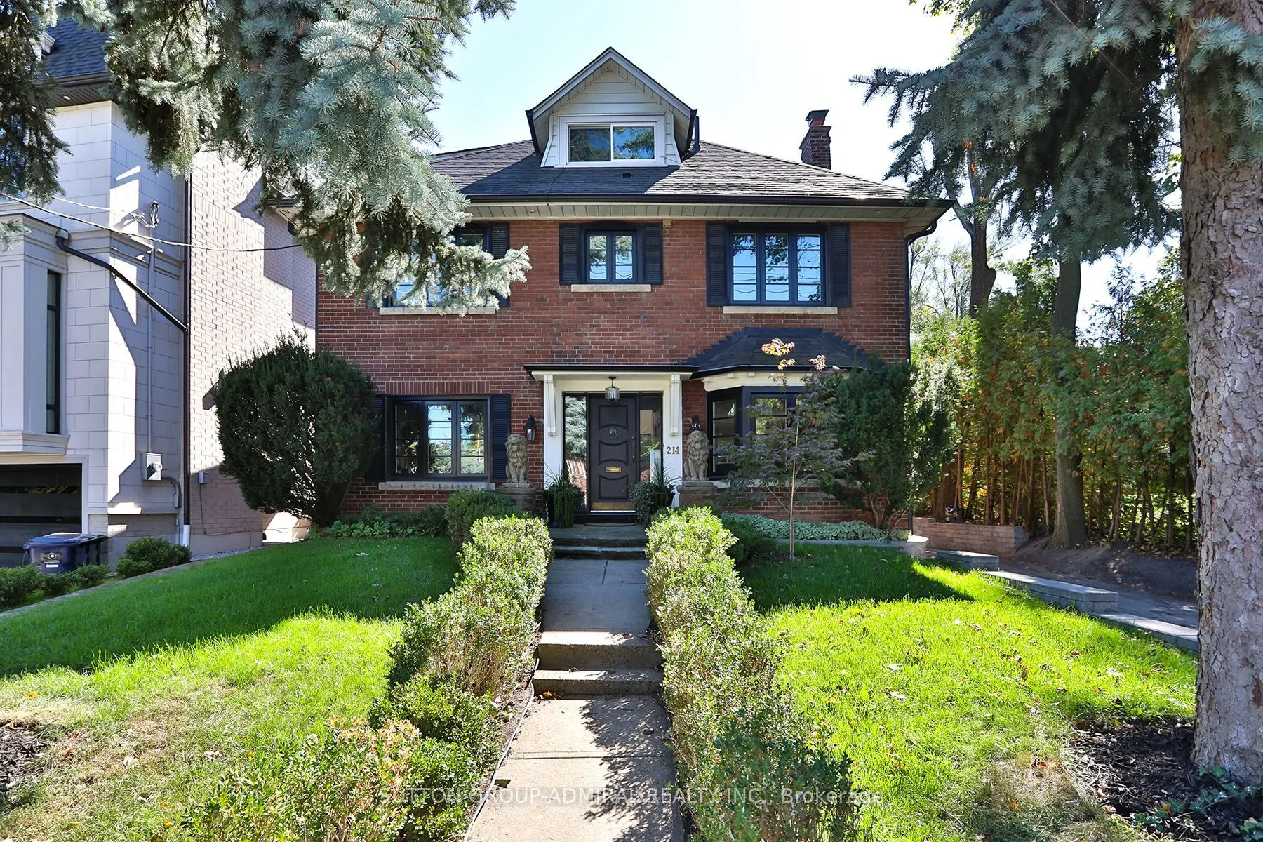 214 Dinnick Crescent