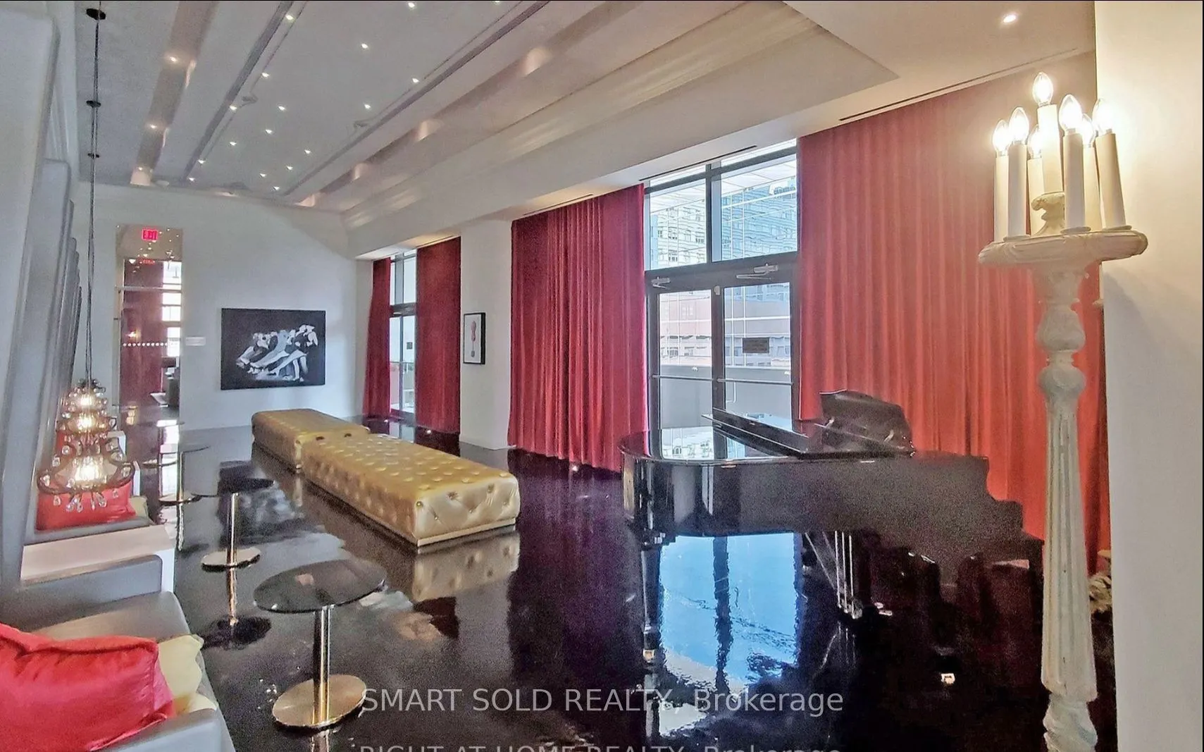 197 Yonge Street, #2403