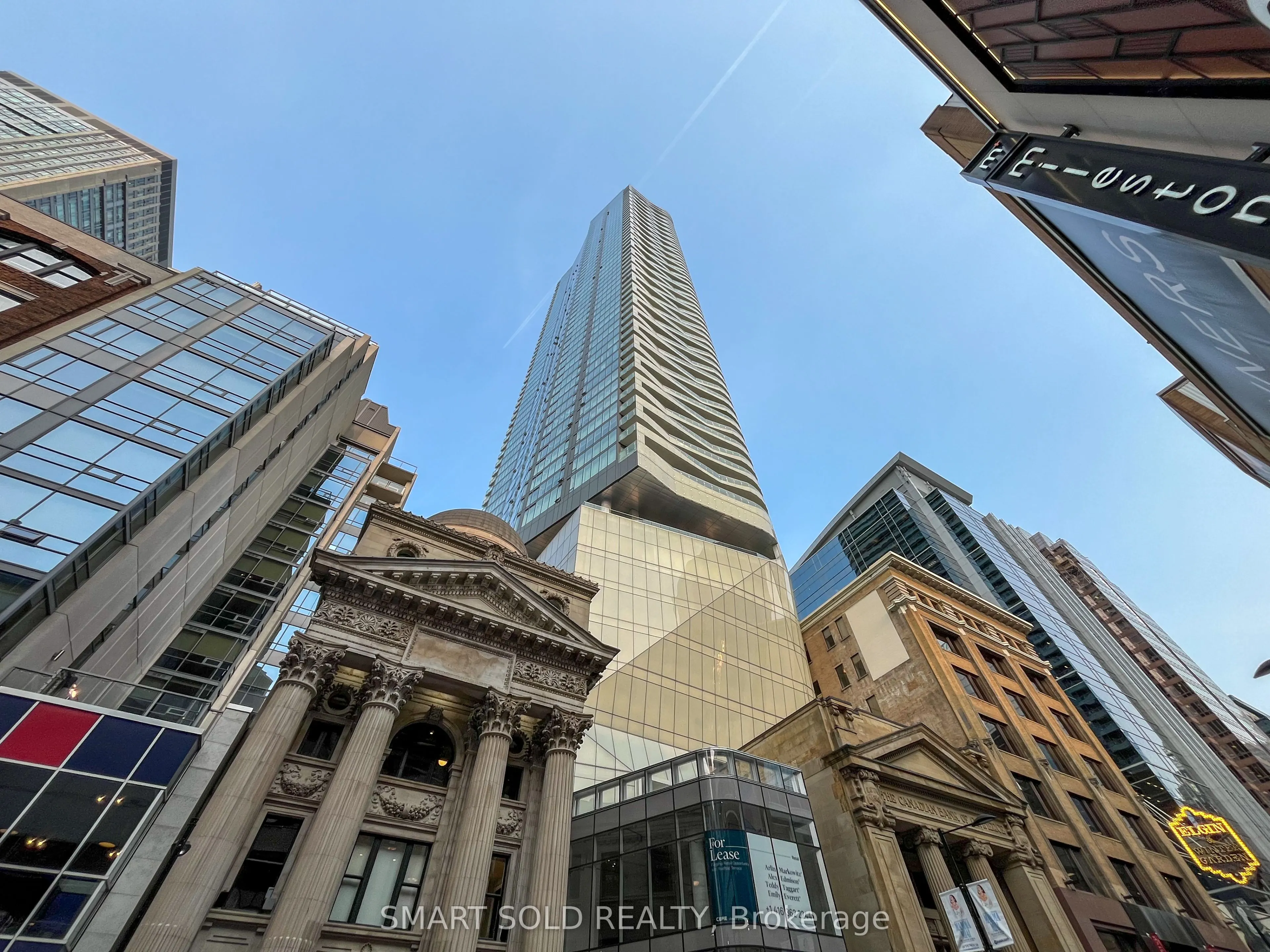 197 Yonge Street, #2403