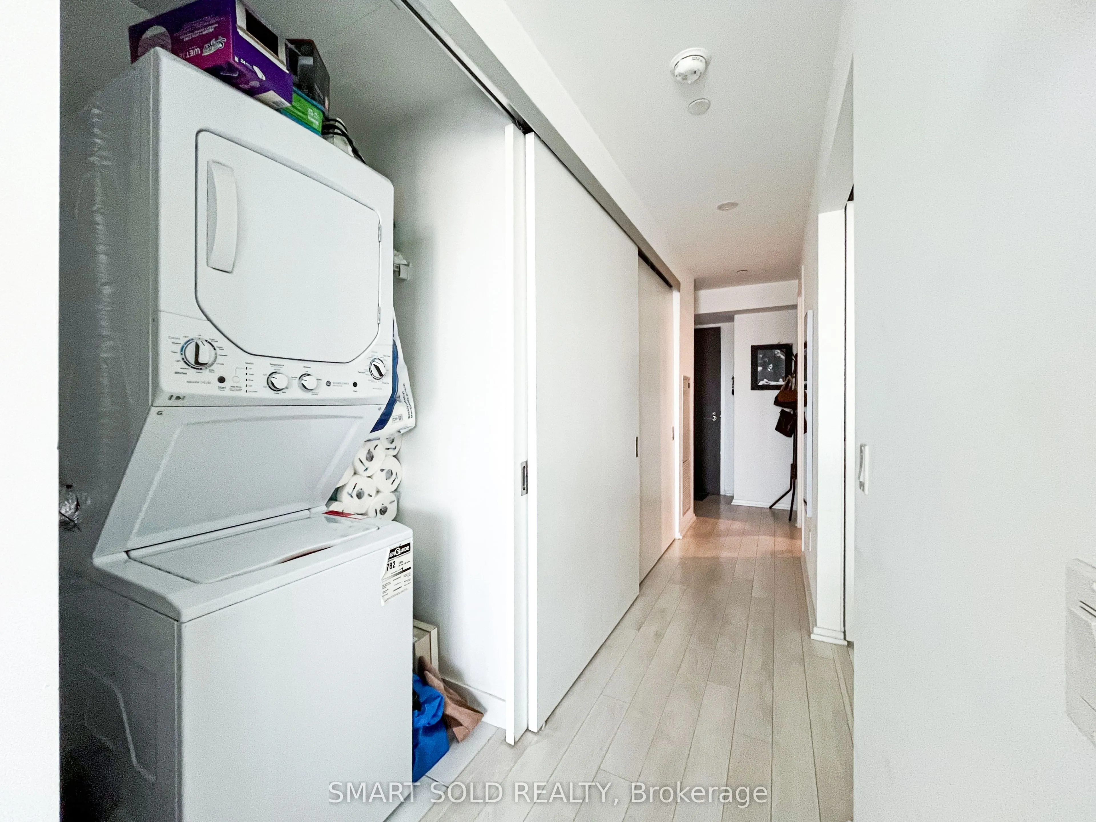 197 Yonge Street, #2403