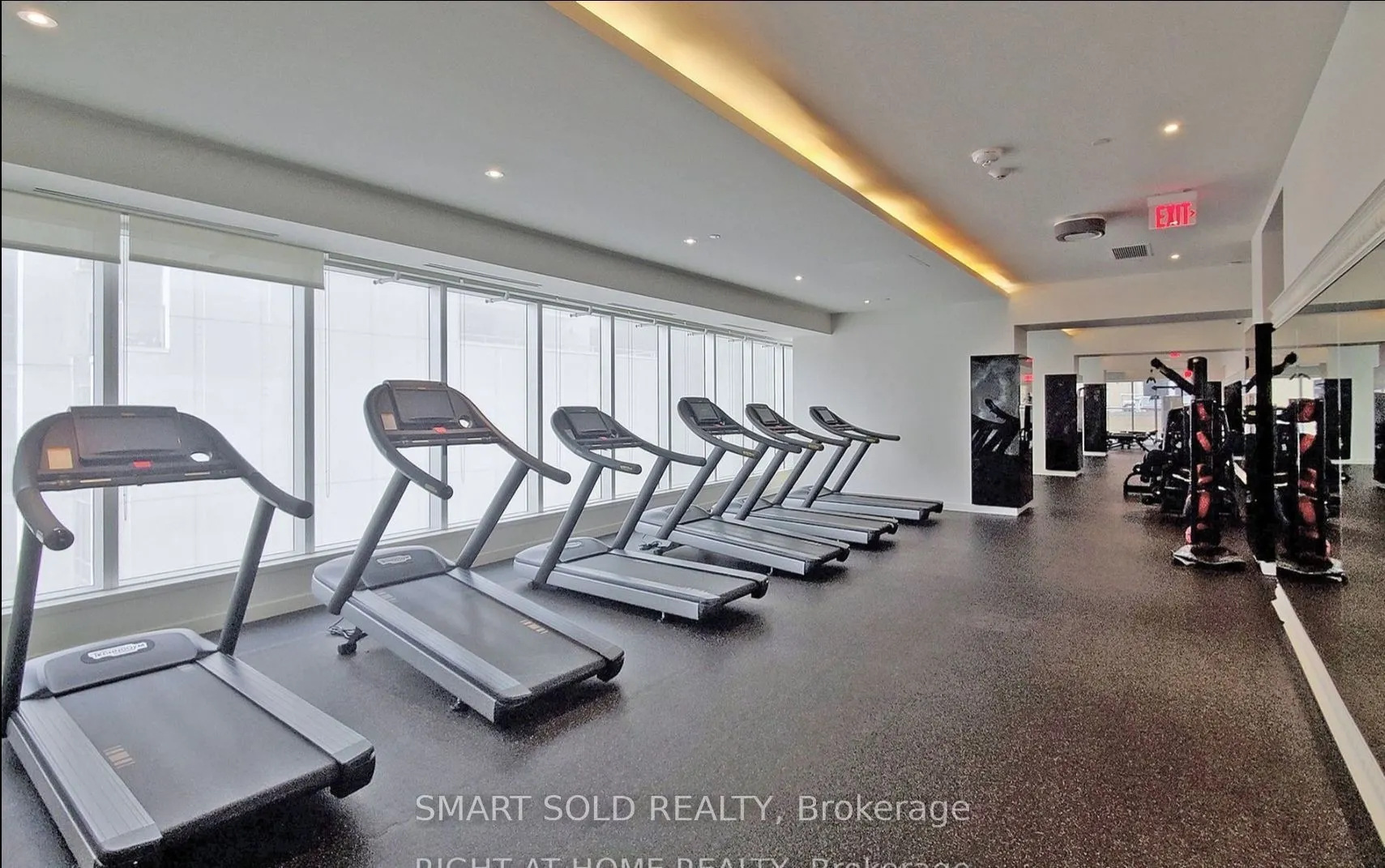 197 Yonge Street, #2403