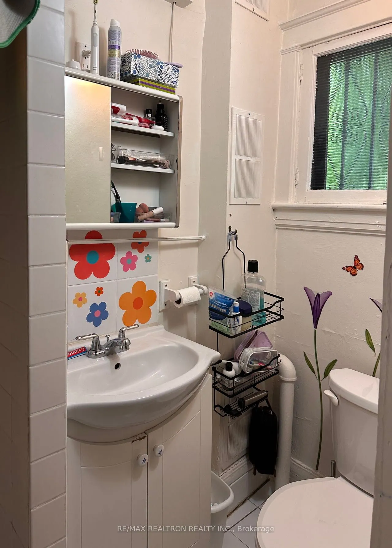 108 Admiral Road, #1