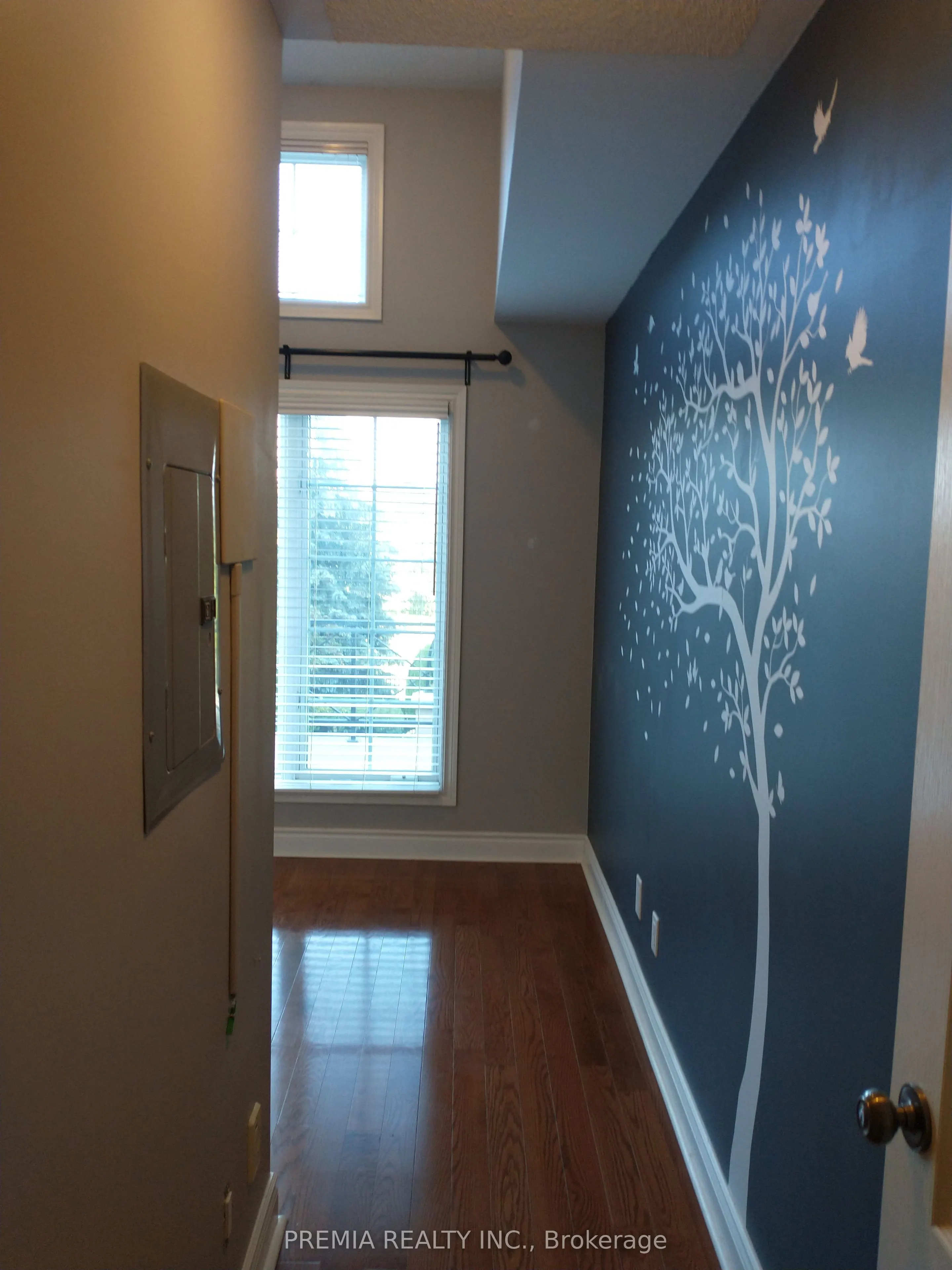 3 Rean Drive, #Th#3