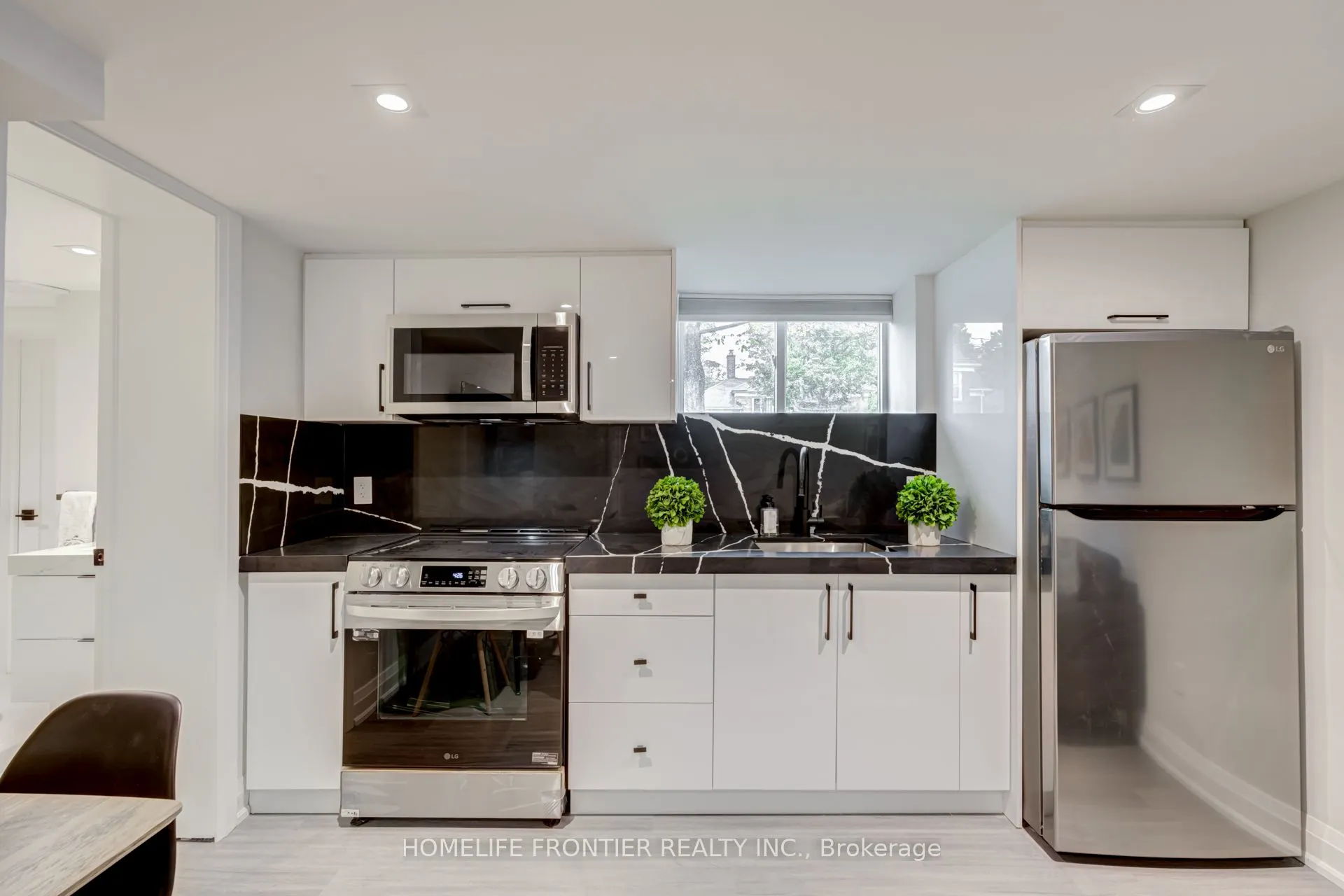 315 Johnston Avenue, #Lower
