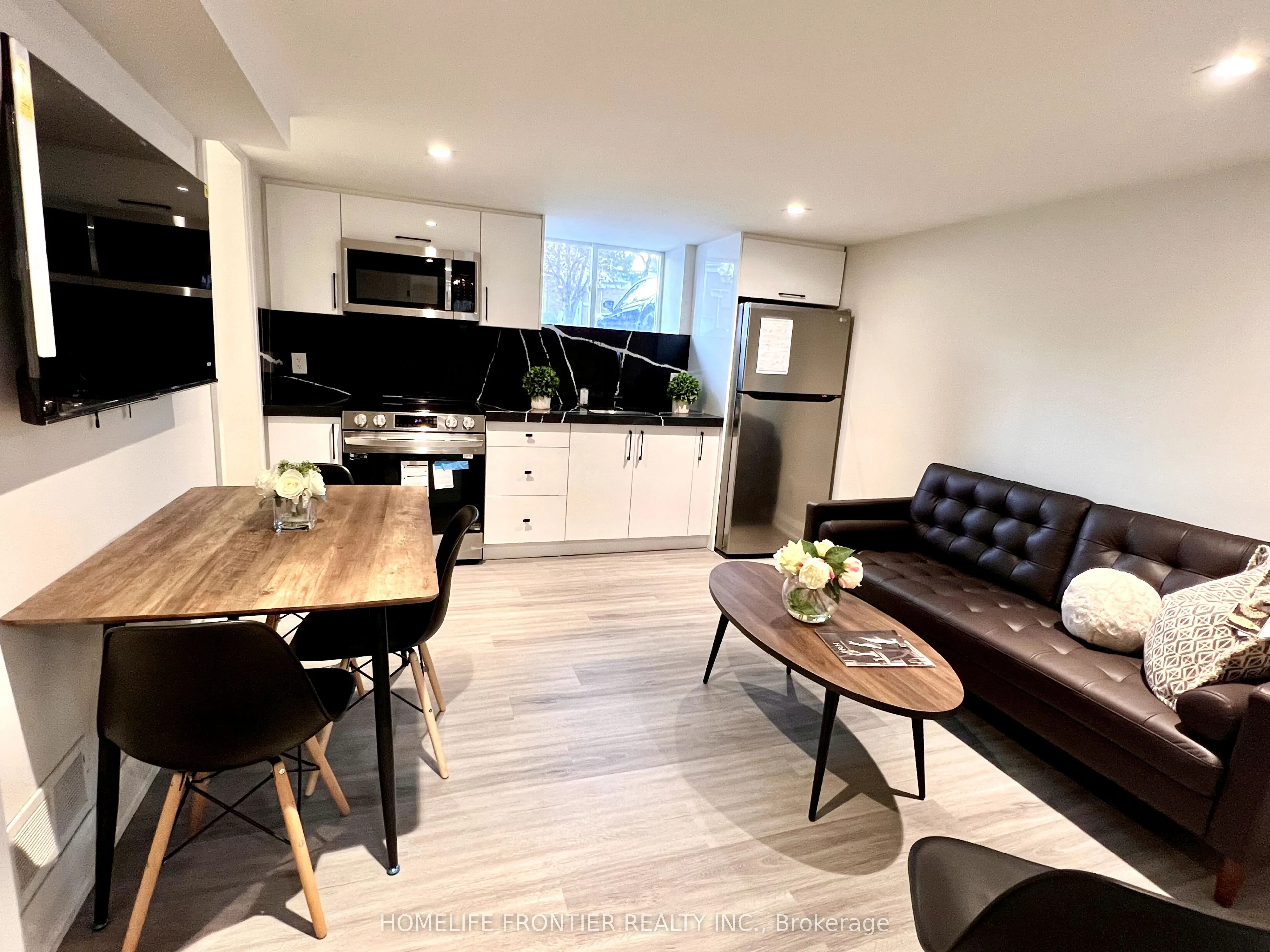 315 Johnston Avenue, #Lower