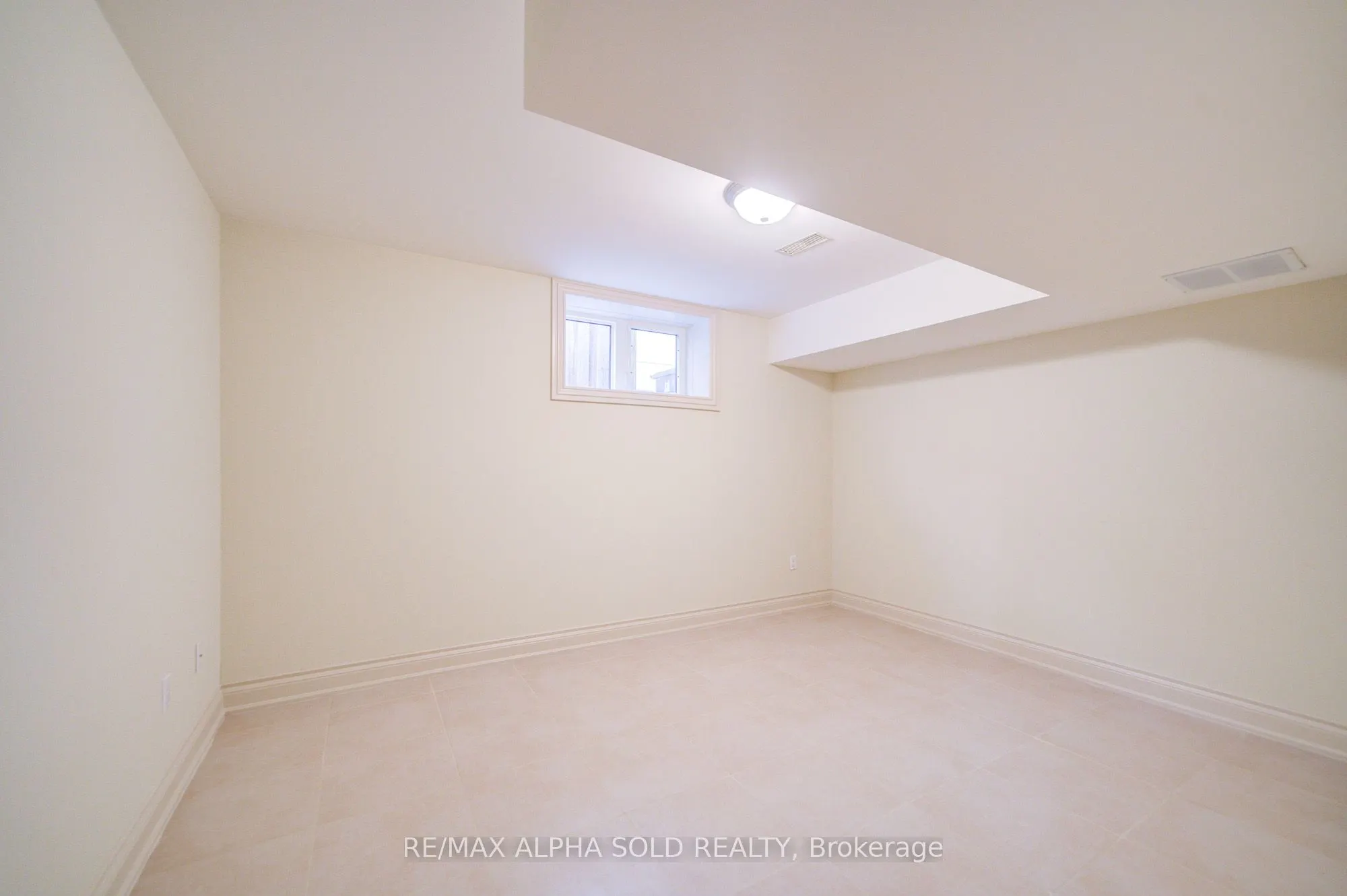 219 Greenfield Avenue