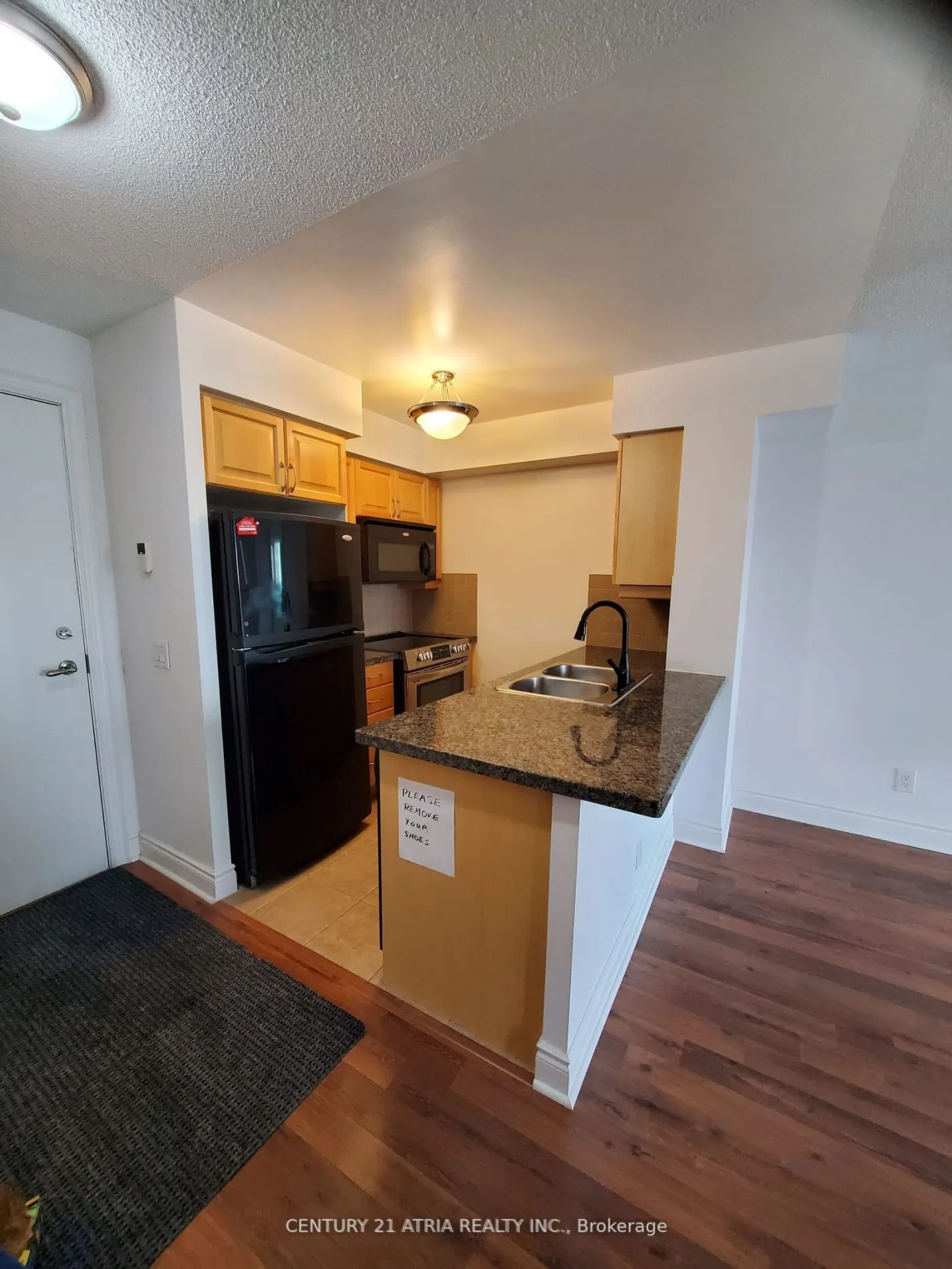 25 Greenview Avenue, #2025