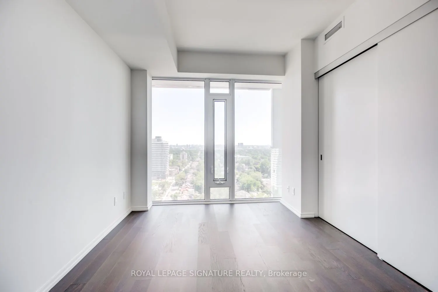 5 Soudan Avenue, #2604