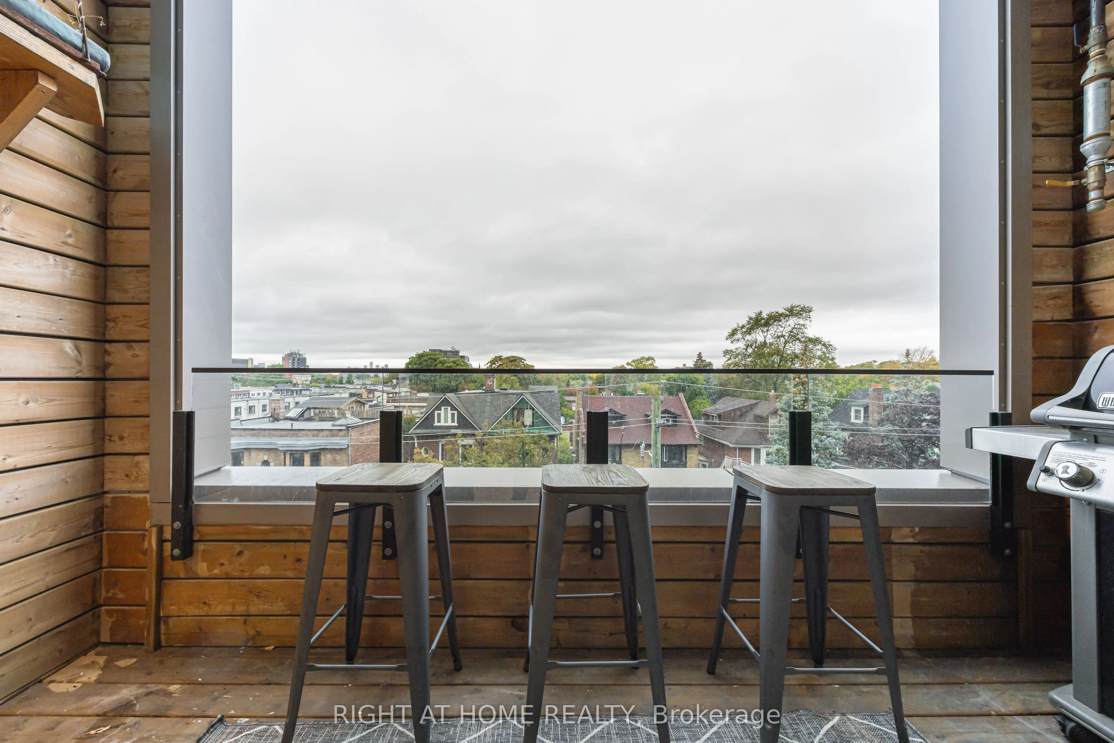455 Dovercourt Road, #1