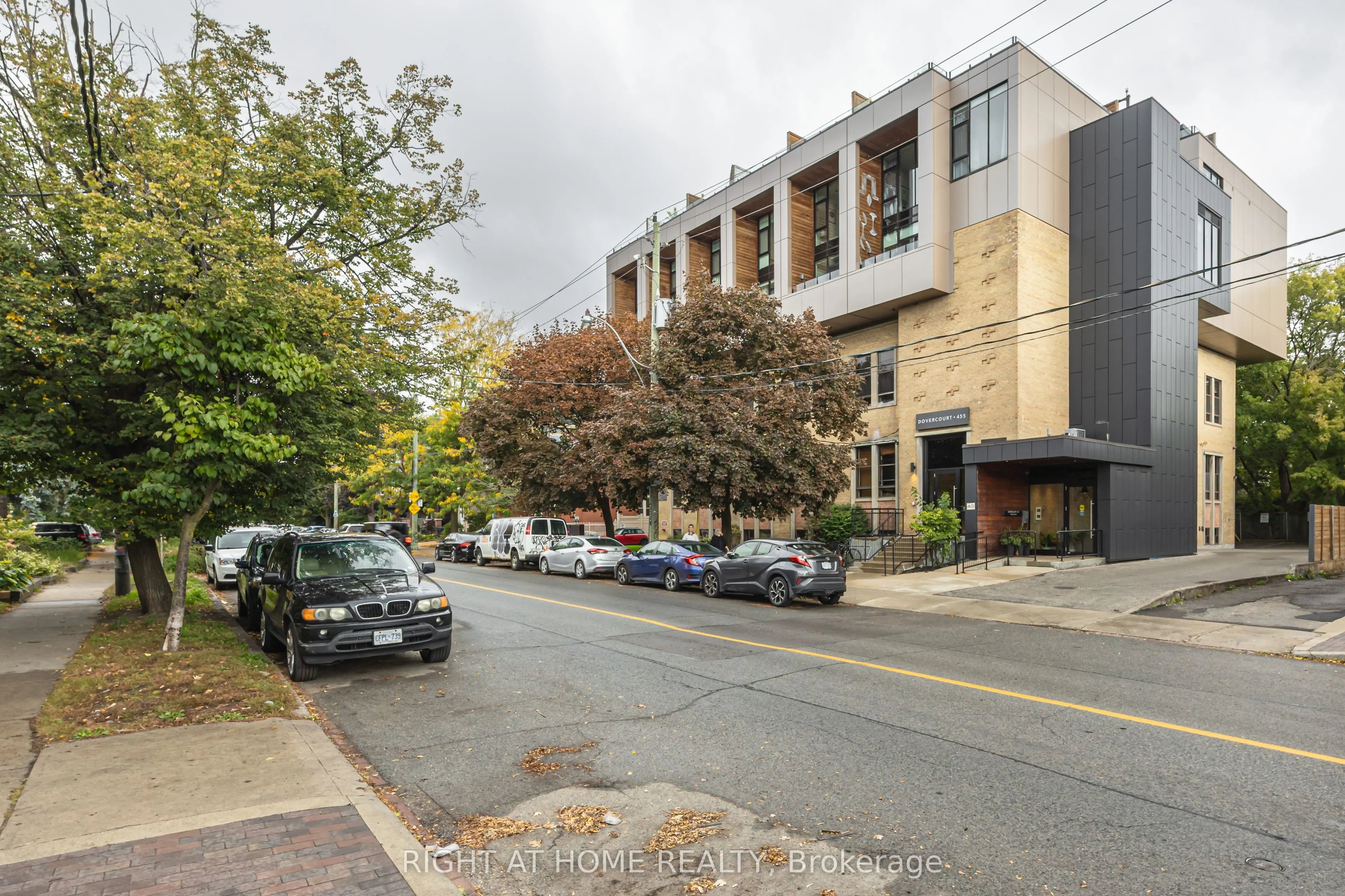 455 Dovercourt Road, #1