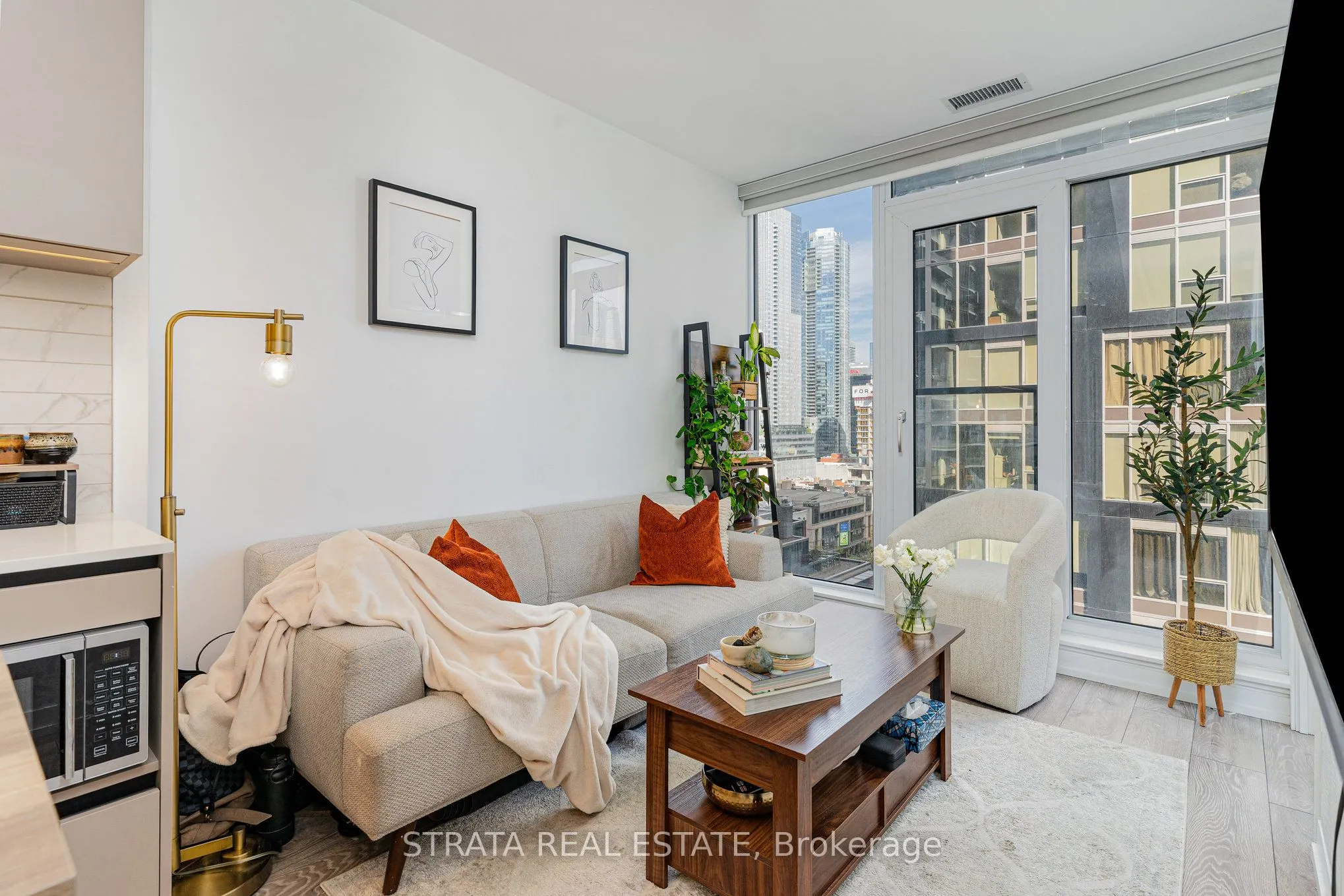 55 Mercer Street, #1810
