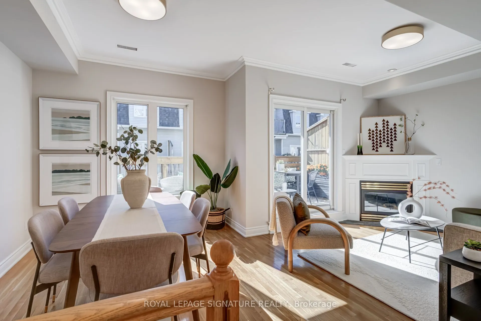 1015B College Street, #4