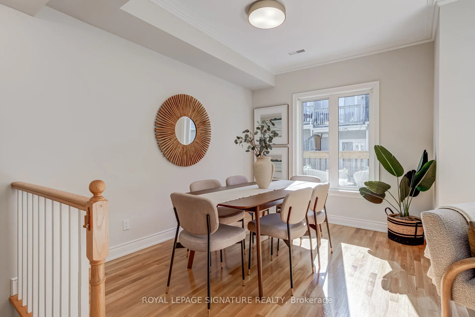 1015B College Street, #4