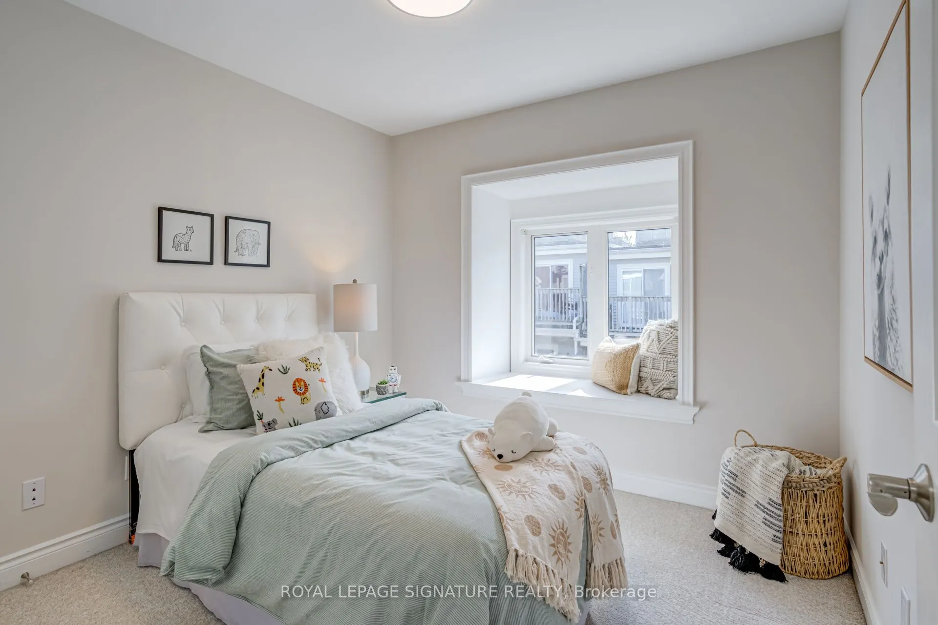 1015B College Street, #4