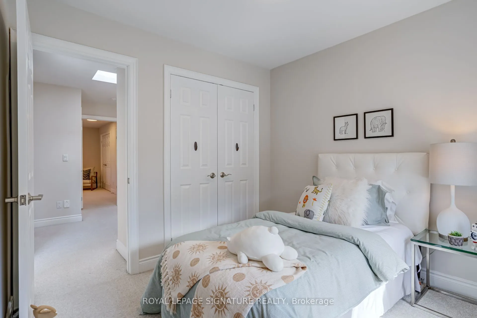 1015B College Street, #4