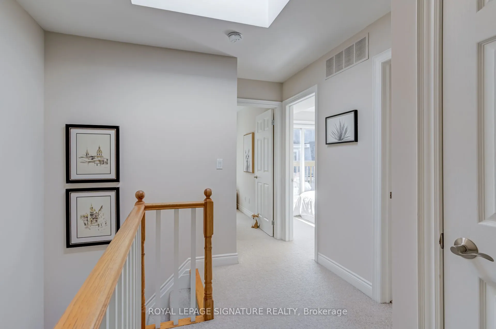 1015B College Street, #4