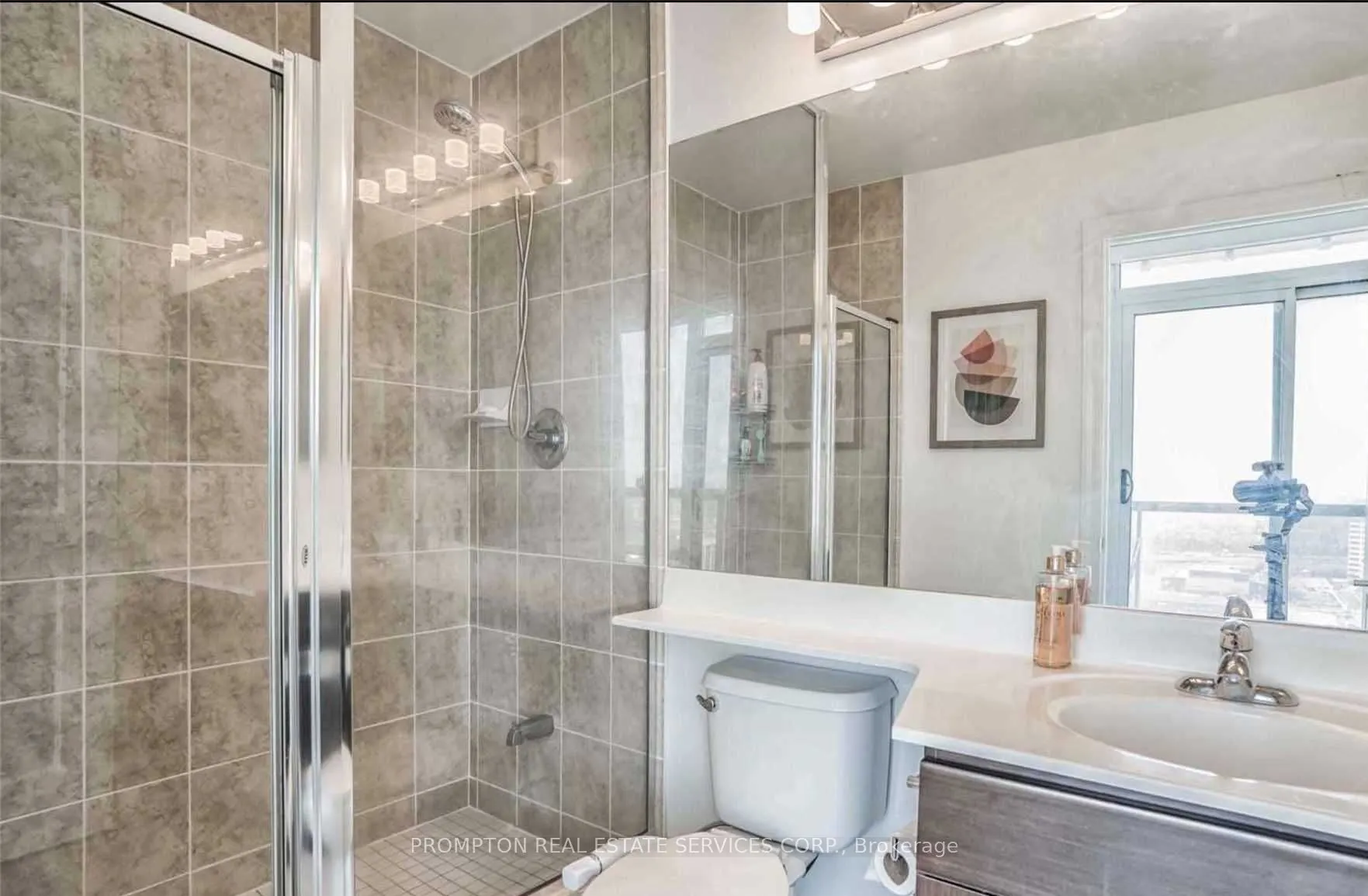 30 Heron's Hill Way, #1906