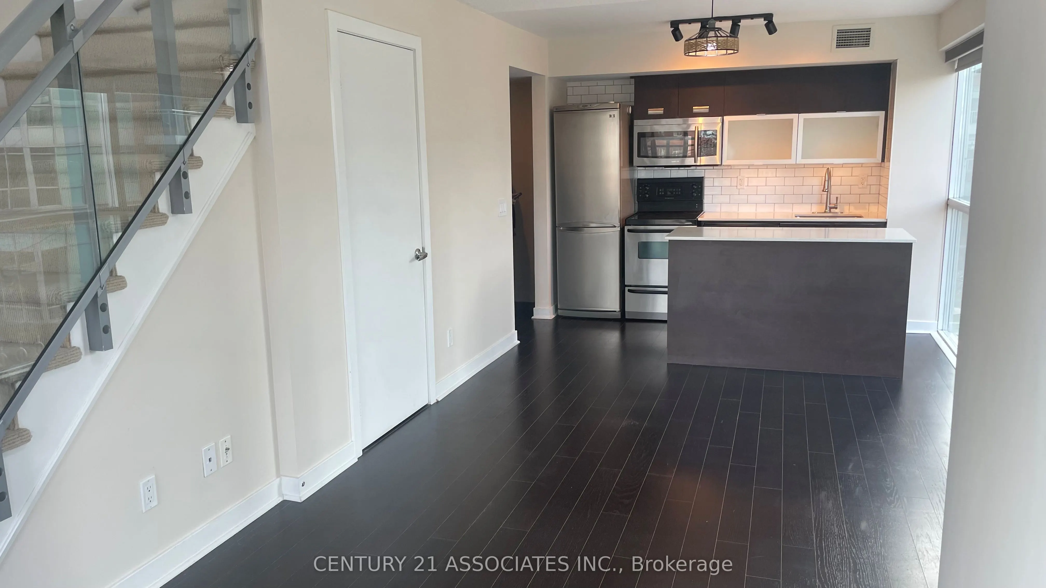 80 Western Battery Road, #204