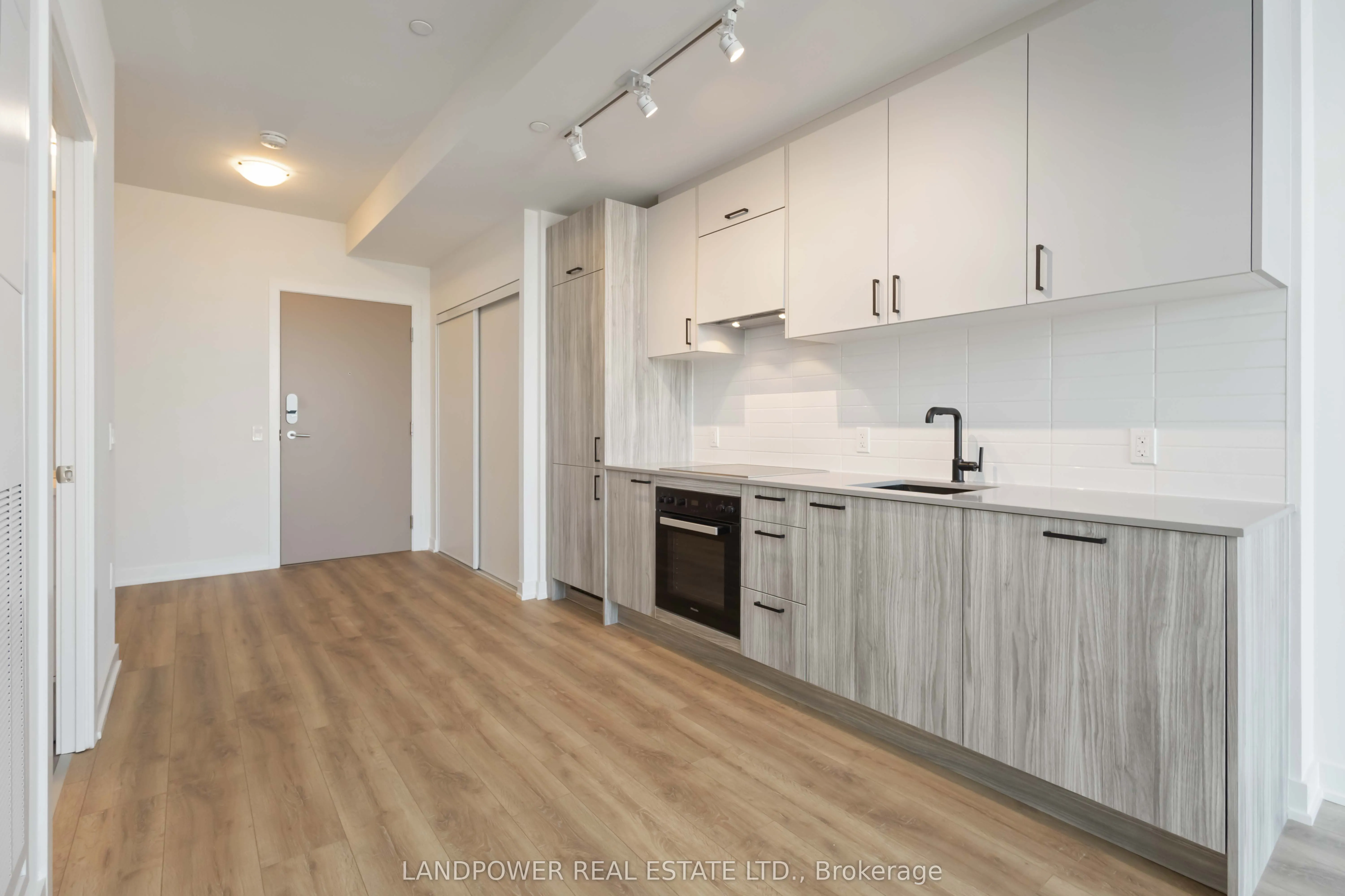 1 Kyle Lowry Road, #615