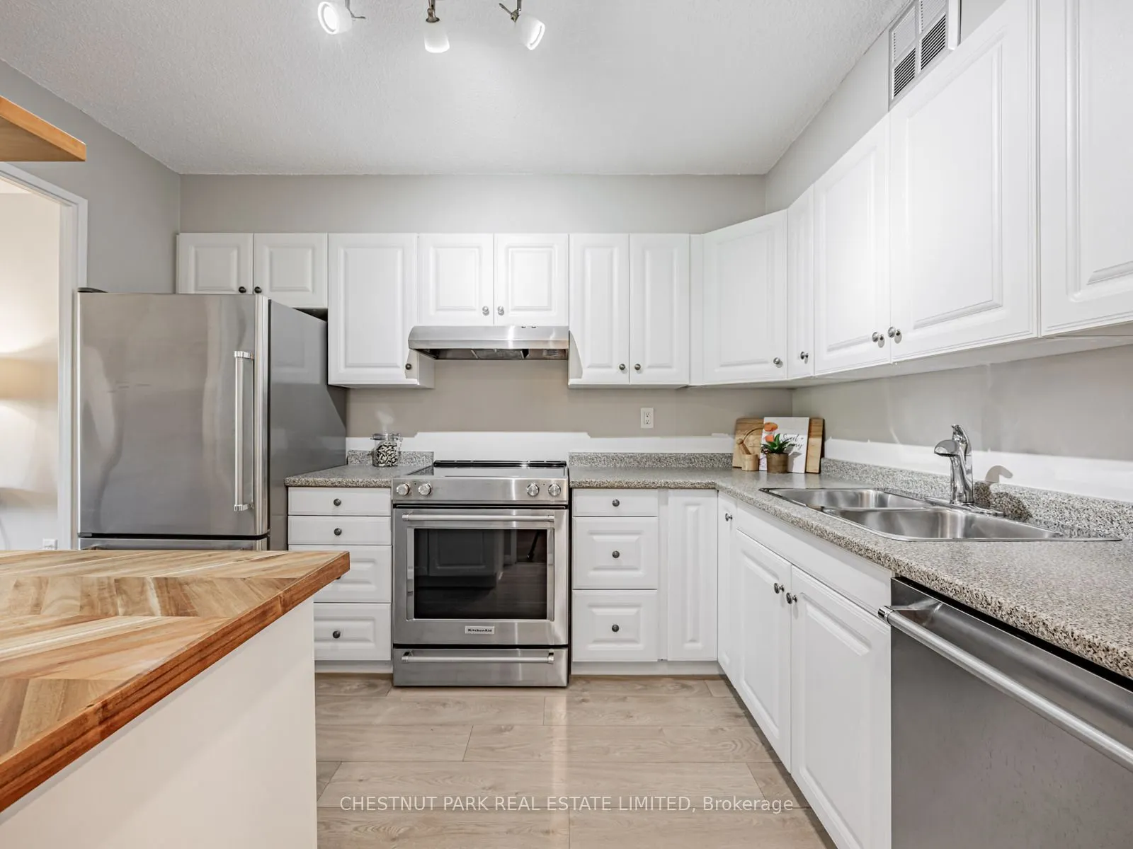 40 Sylvan Valleyway, #507